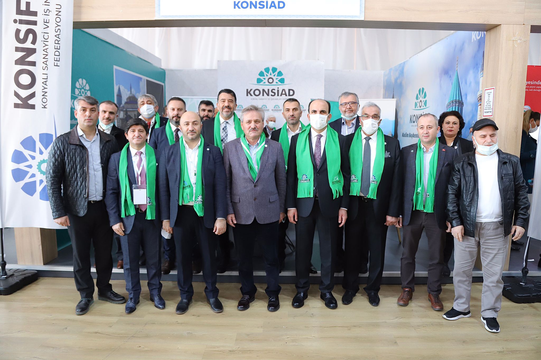 Bakan Kurum ve Başkan Altay İstanbul'daki Konyalılarla Buluştu