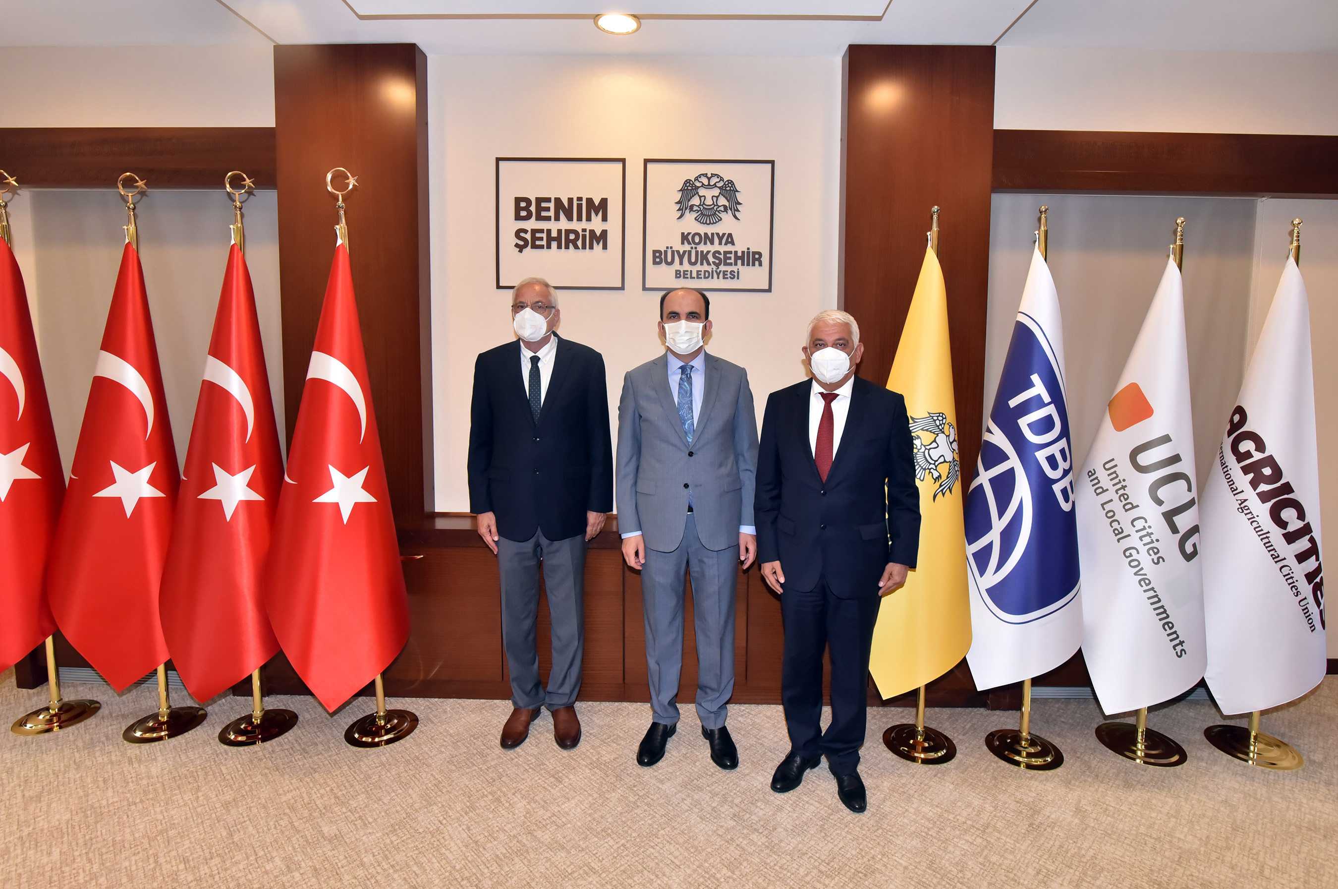 Başkan Altay Kuzey Kıbrıslı Belediye Başkanlarıyla Bir Araya Geldi