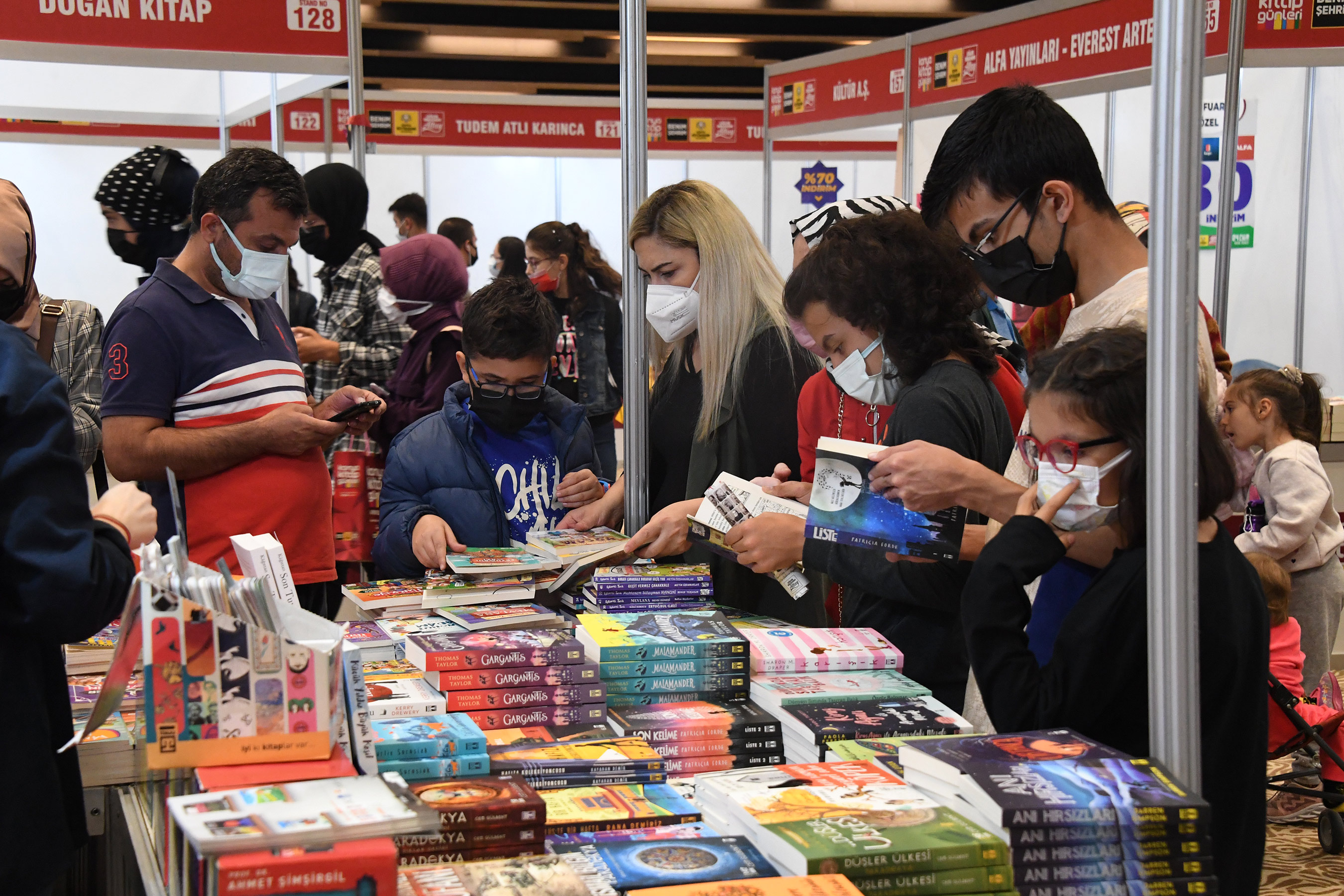 Konya Kitap Günleri'ne Yoğun İlgi 