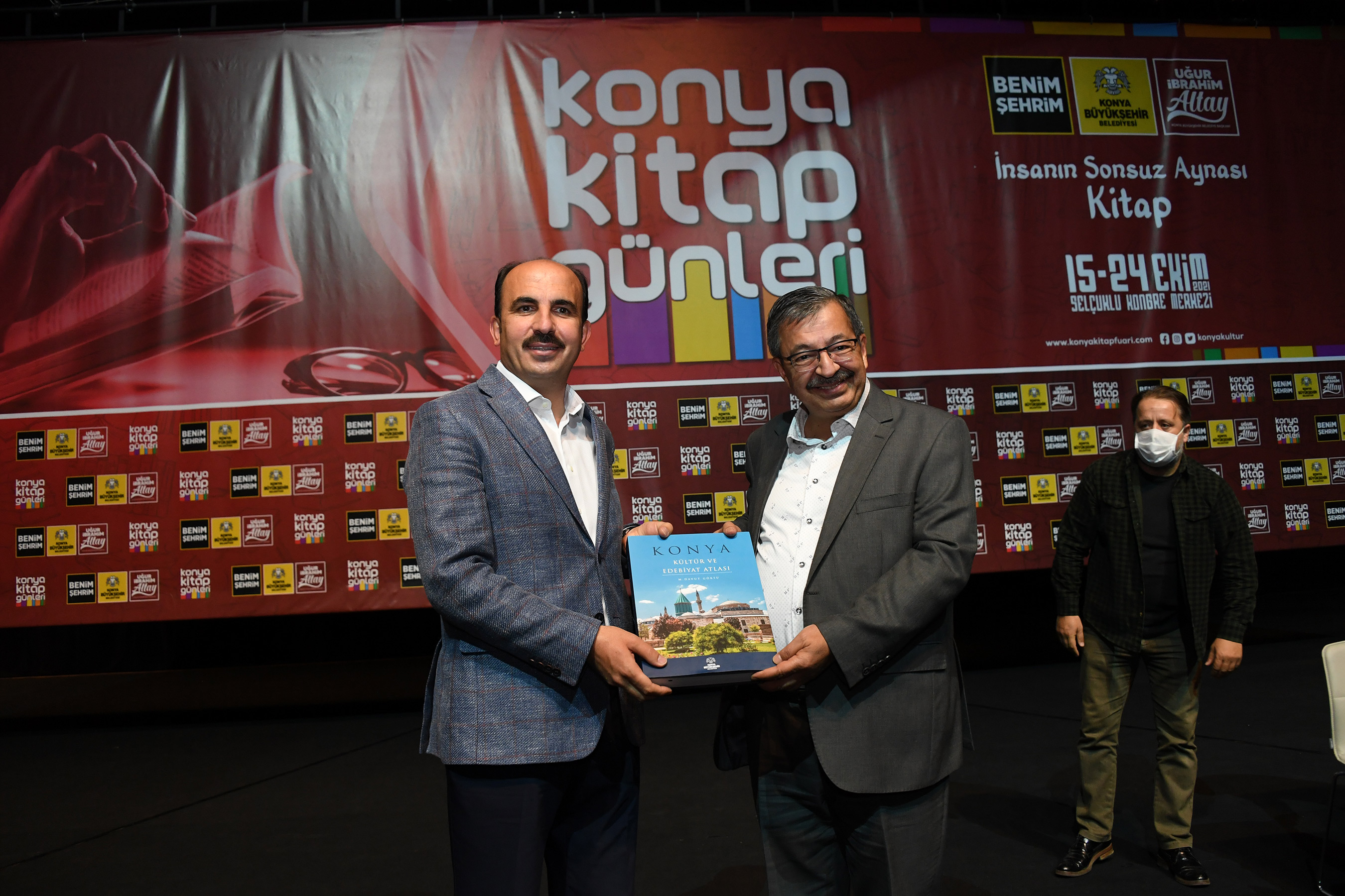 Konya Kitap Günleri'ne Yoğun İlgi 