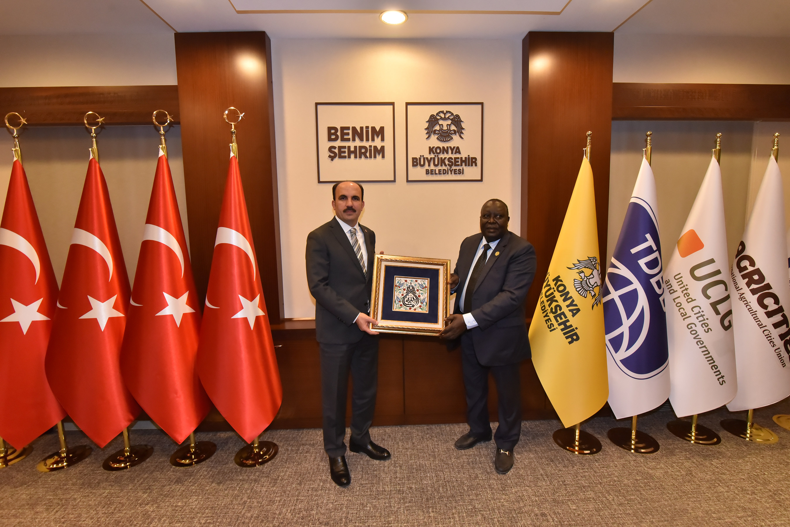 ISSF Heyeti Başkan Altay'ı Ziyaret Etti