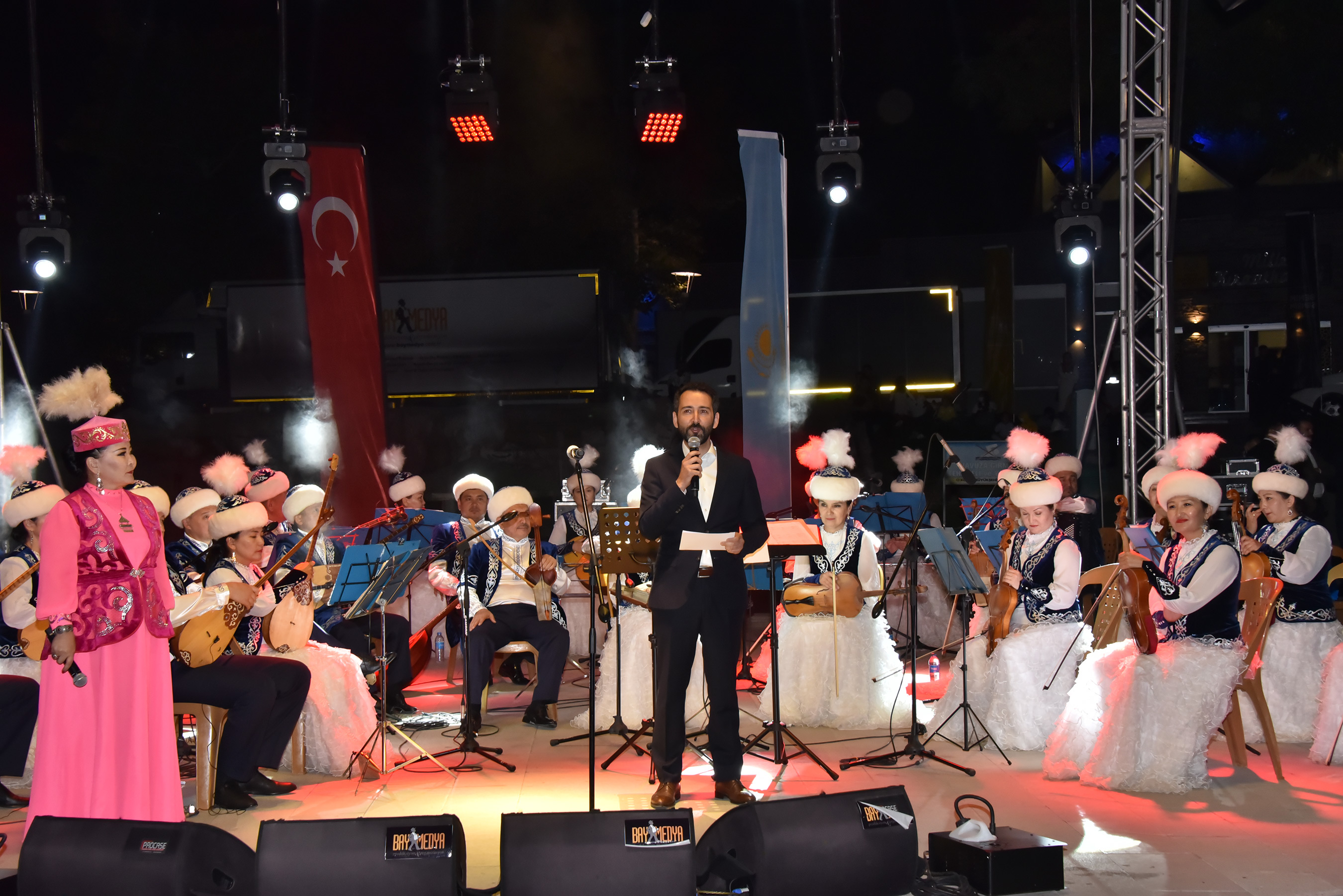 Konya'da Ulu Bozkır Ezgileri Konseri Düzenlendi