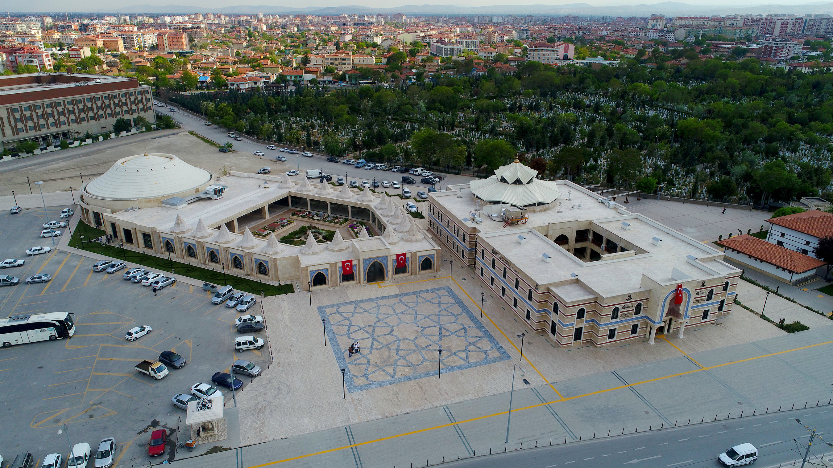 Konya Panorama Müzesi Mevlana Dostlarıyla Dolup Taşıyor