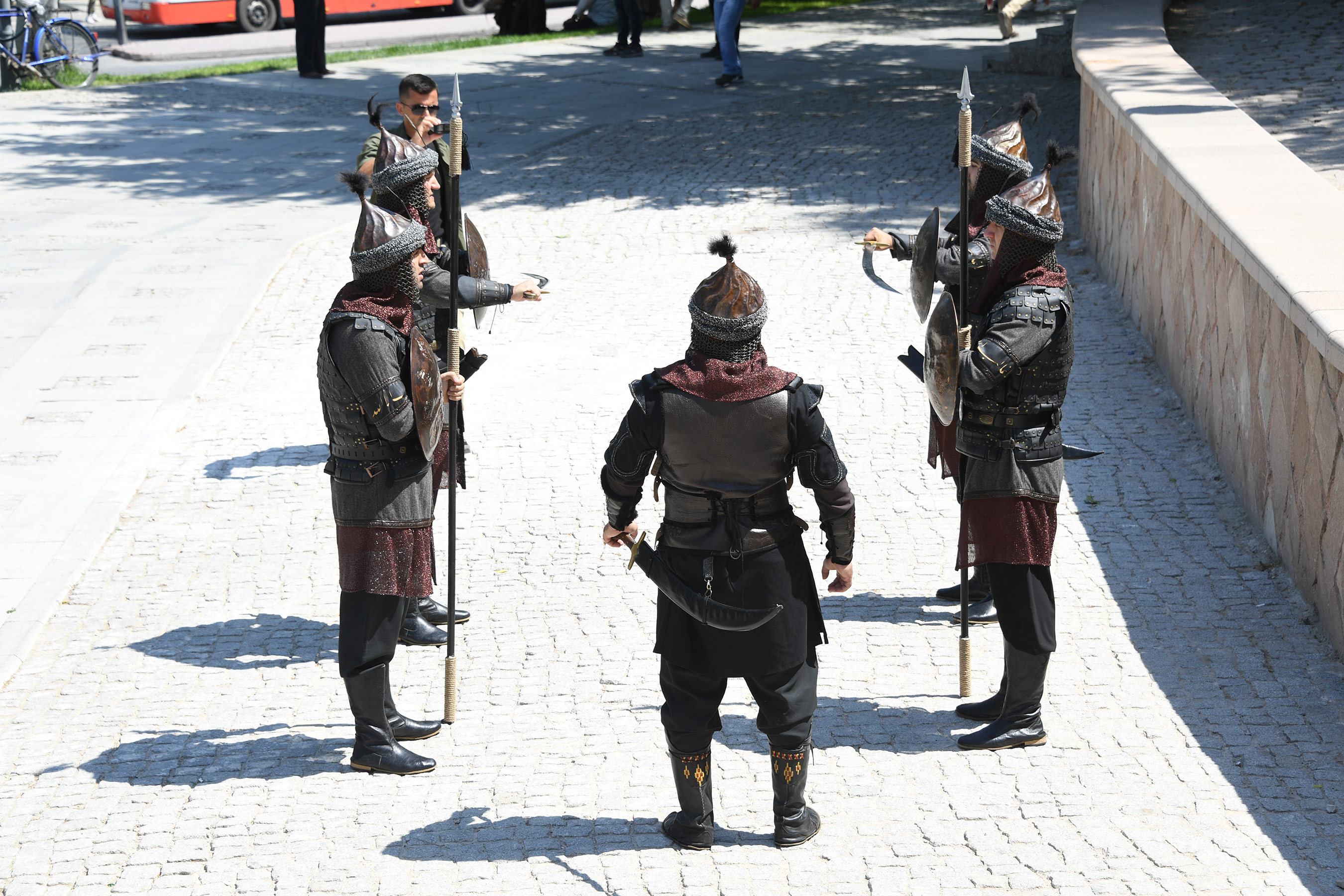 Her Cuma Selçuklu Sultanlarına Saygı Nöbeti Tutuluyor 