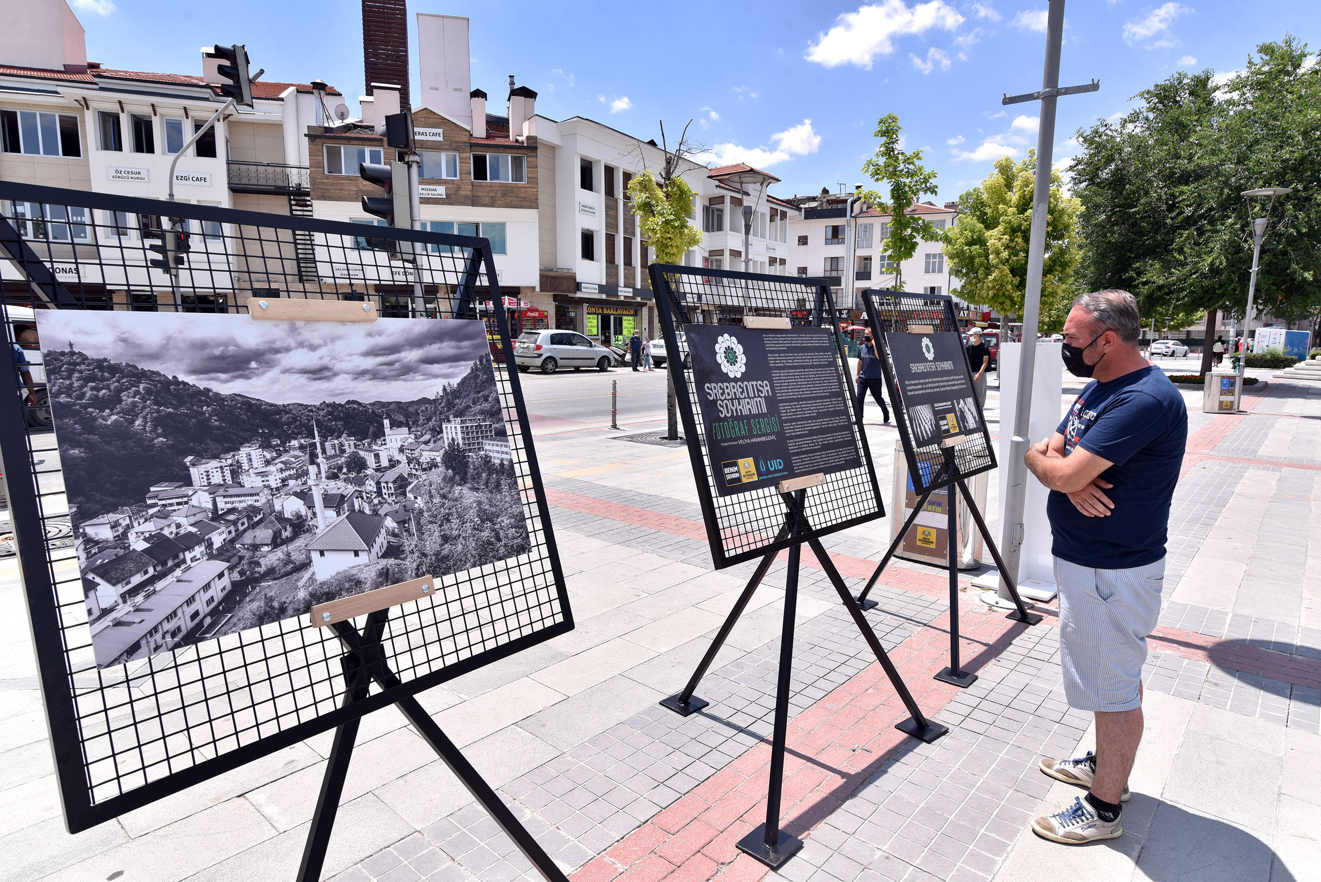 Konya Büyükşehir'den Srebrenitsa Soykırımı Fotoğraf Sergisi