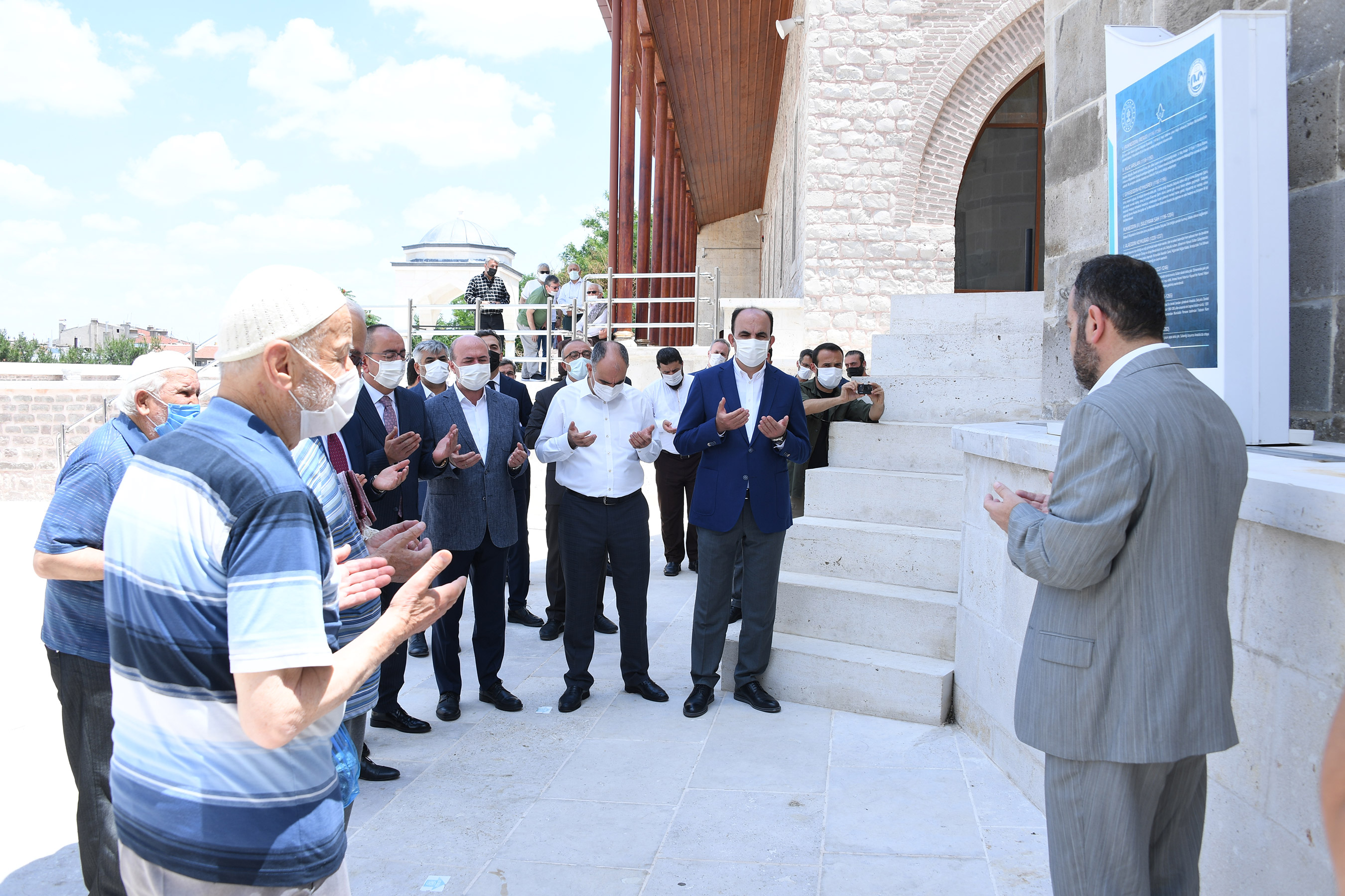 Selçuklu Sultanları ve Tüm Şehitler Cuma Hutbesinde Anıldı