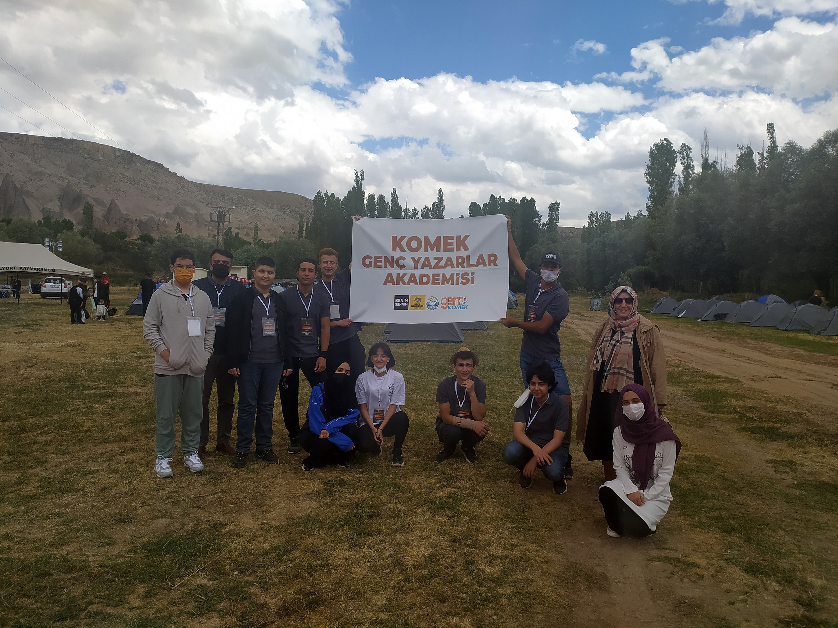 'Genç Yazarlar Akademisi' Öğrencileri Yunus Emre Yazarlık Kampına Katıldı 