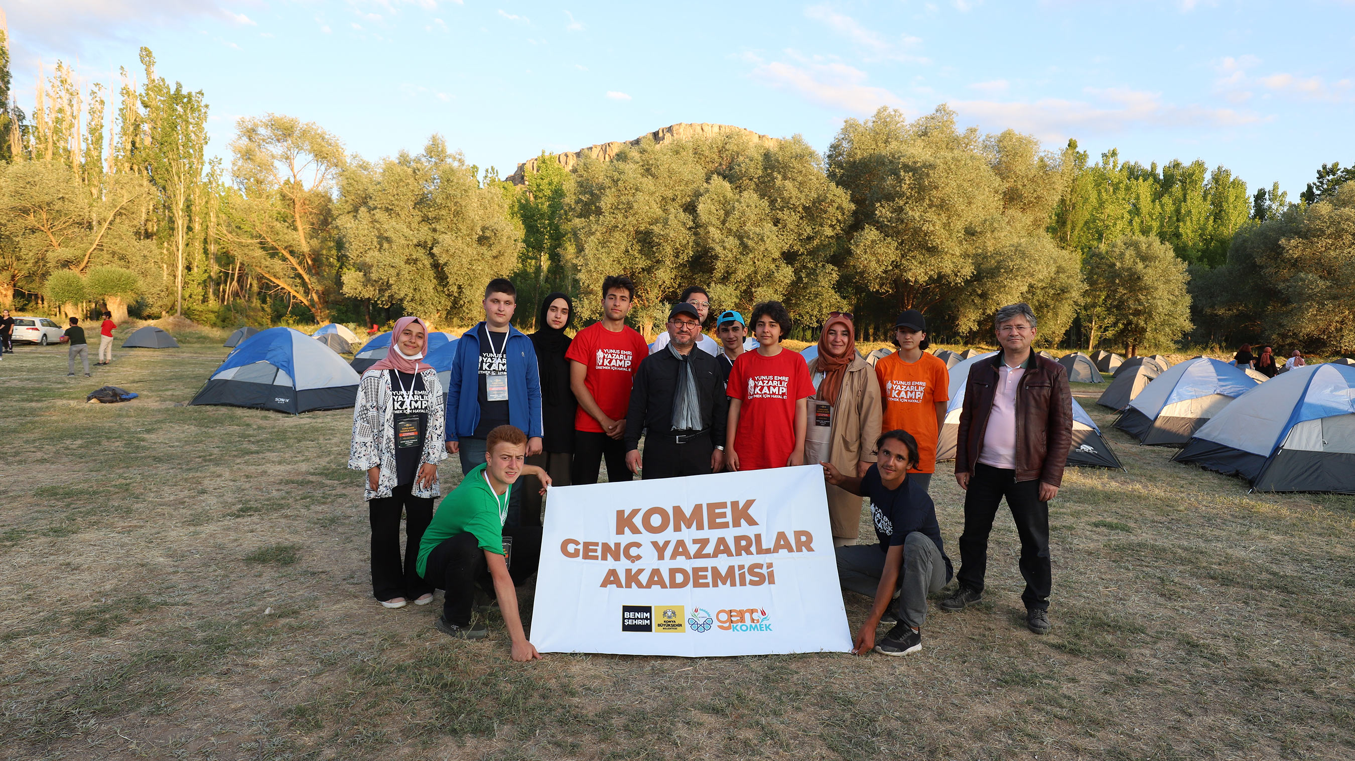 'Genç Yazarlar Akademisi' Öğrencileri Yunus Emre Yazarlık Kampına Katıldı 
