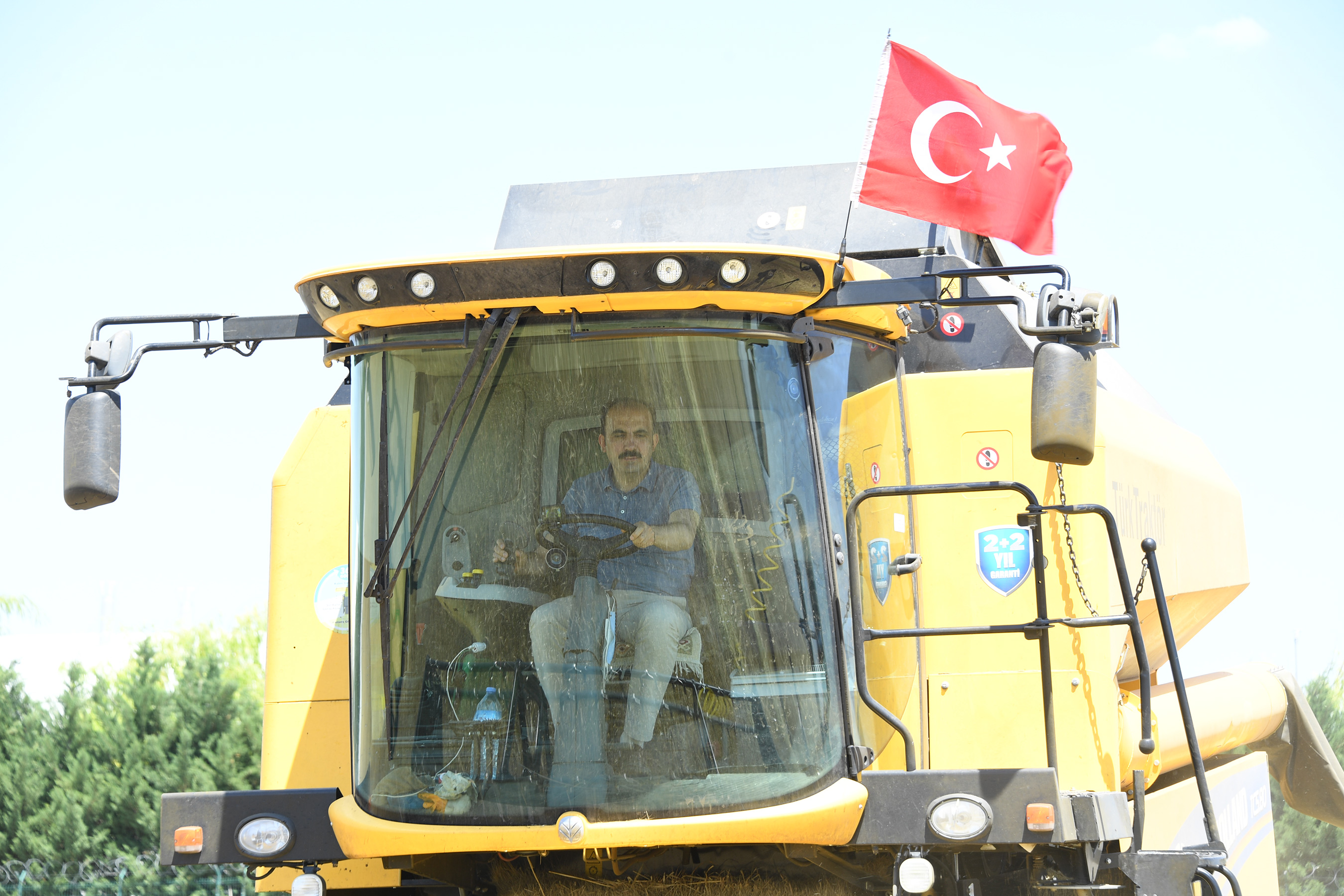 Atıl Arazilerde Üretim Yapıldı, Geliriyle İhtiyaç Sahiplerinin Yüzü Gülecek