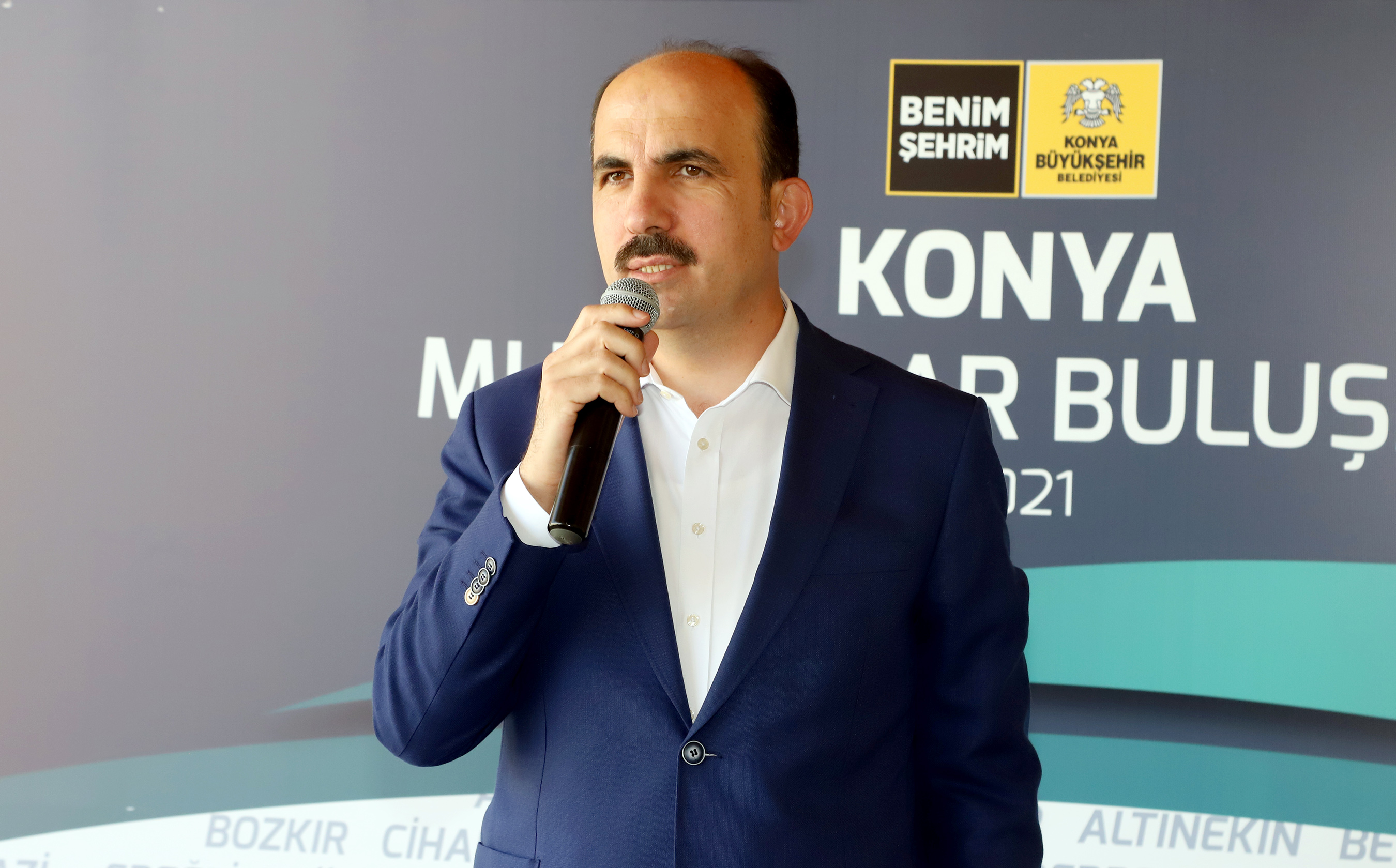 Başkan Altay: 'Muhtarlar Mahallelerdeki Gözümüz Kulağımızdır'