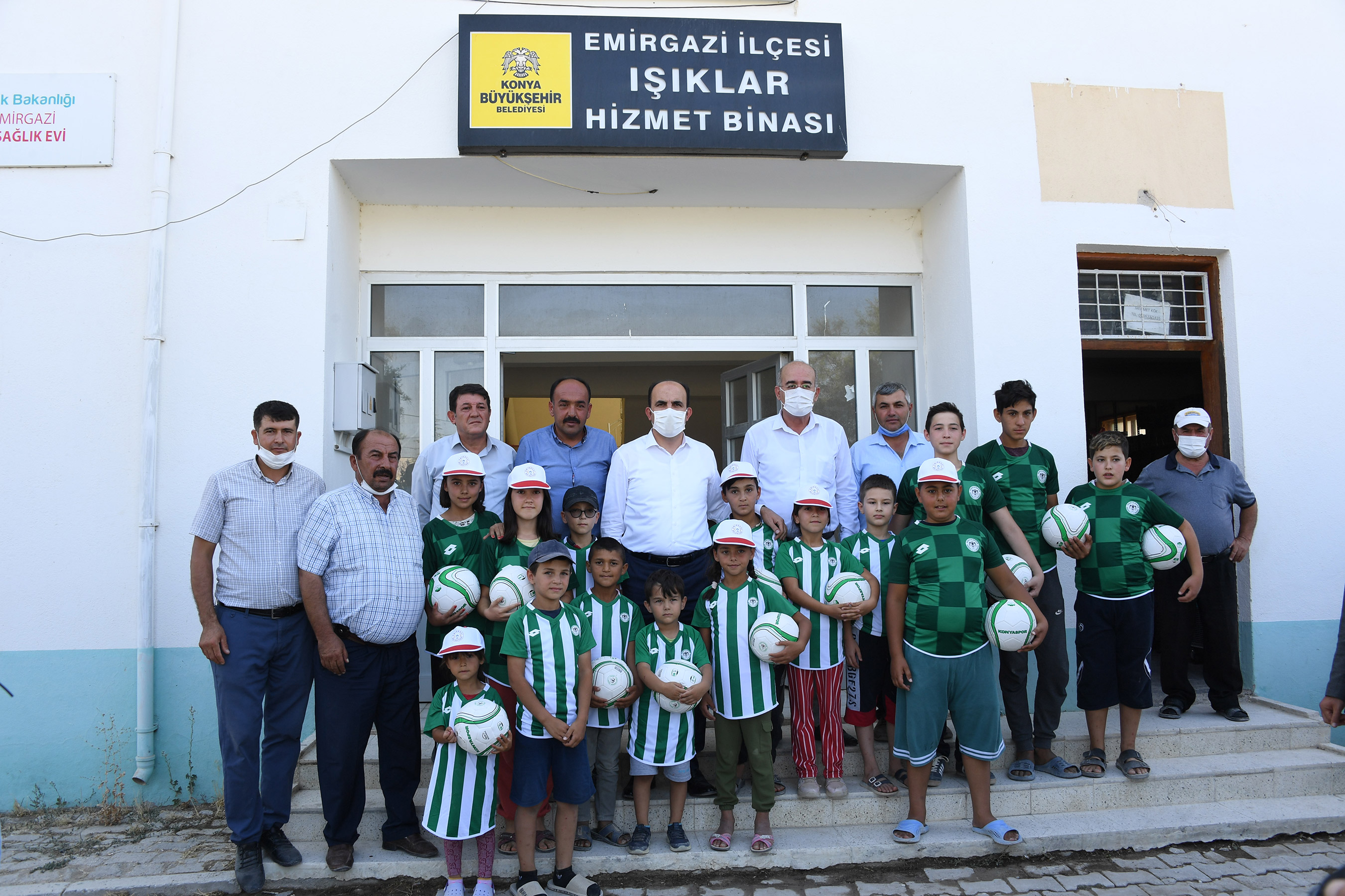 Başkan Altay Karapınar ve Emirgazi'nin Mahallelerinde Vatandaşlarla Buluştu