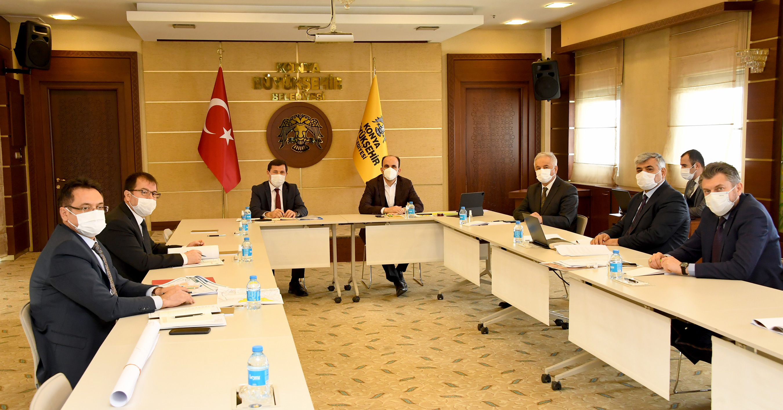 Başkan Altay, Merkez İlçe Belediye Başkanlarıyla Görüştü