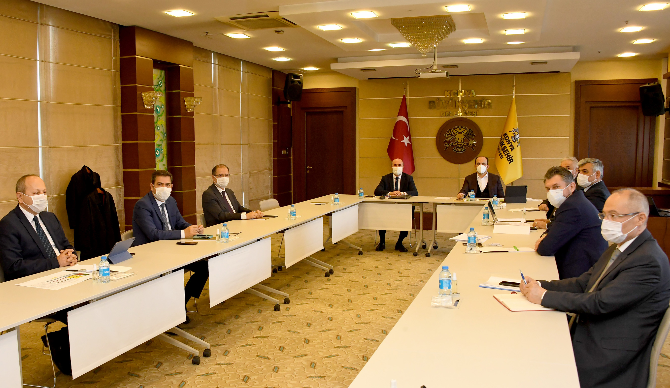 Başkan Altay, Merkez İlçe Belediye Başkanlarıyla Görüştü