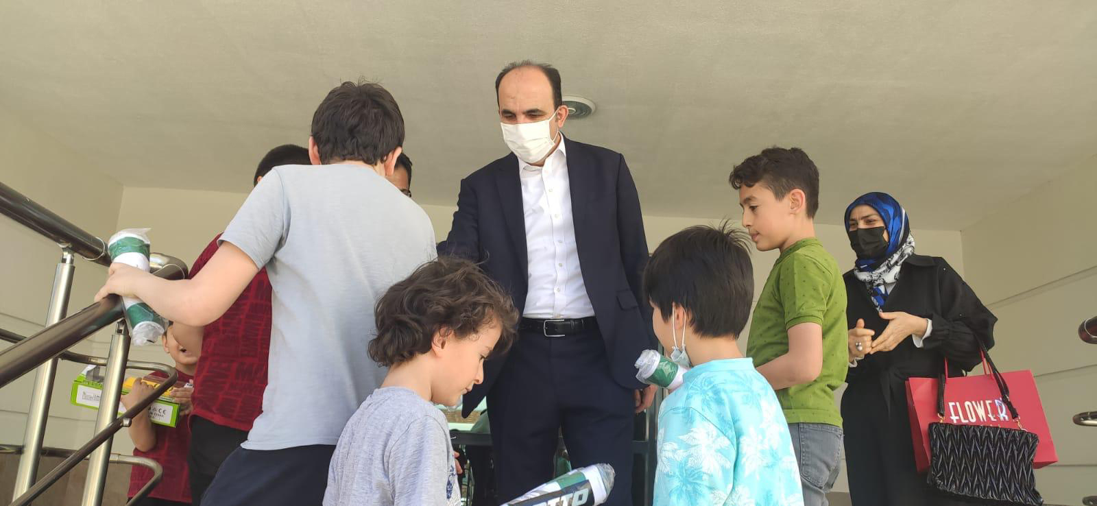 Başkan Altay Şehit ve Gazi Ailelerini Ziyaret Etti