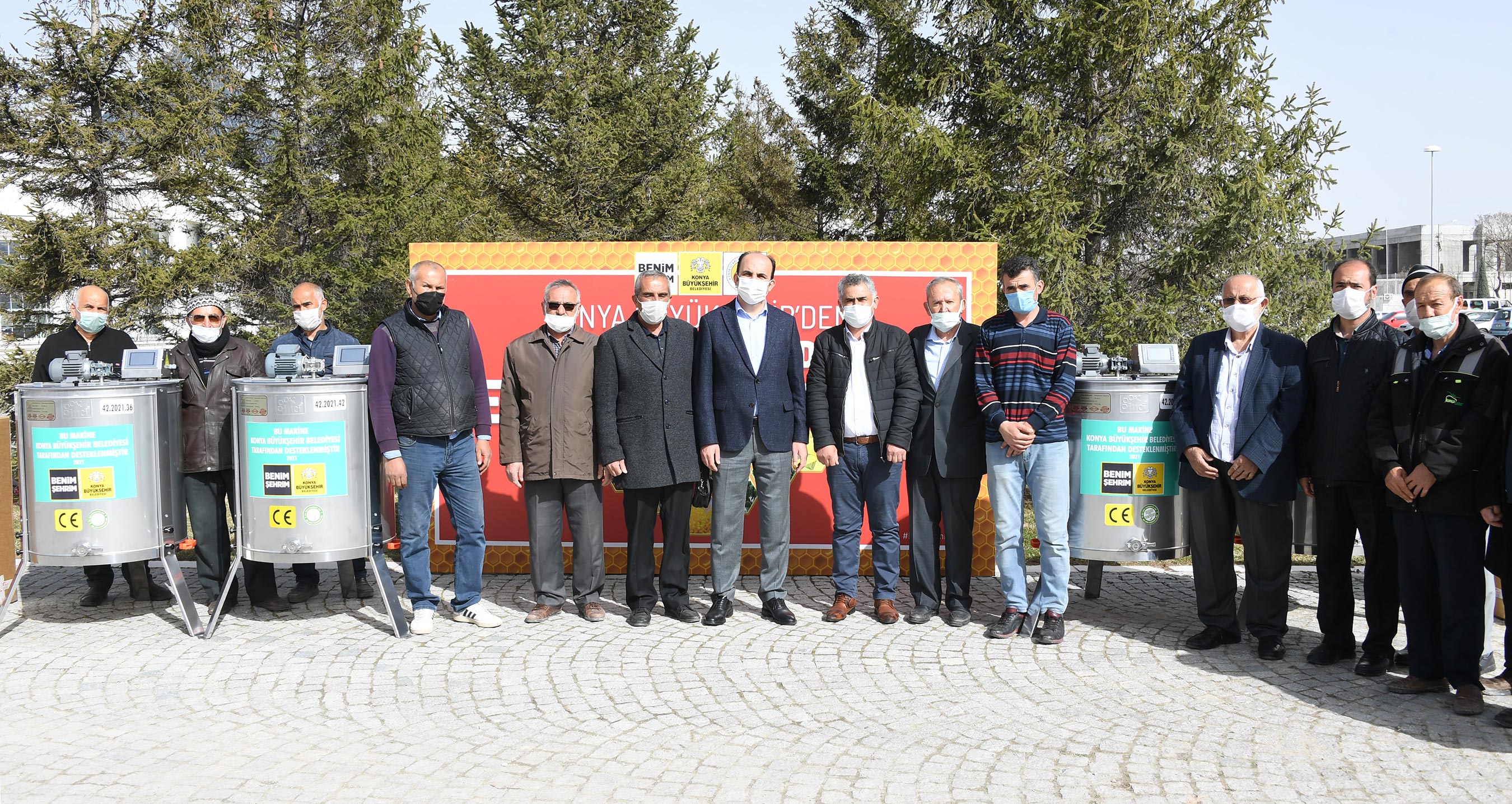 Büyükşehir'den Bal Üreticilerine 2 Milyon Liralık Ekipman Desteği 