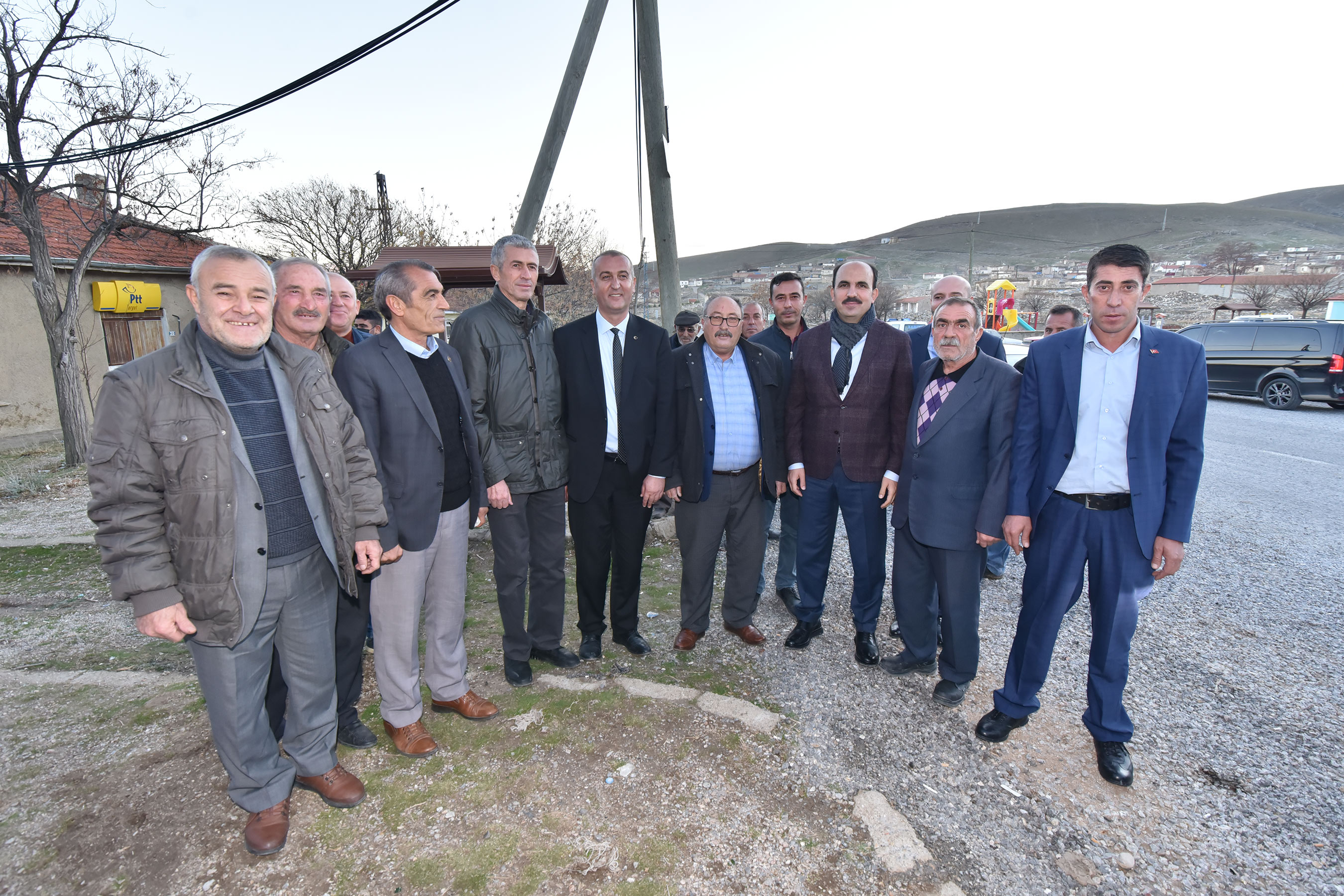 Başkan Altay Çeltik ve Yunak'ın Mahallelerinde Vatandaşlarla Buluştu 
