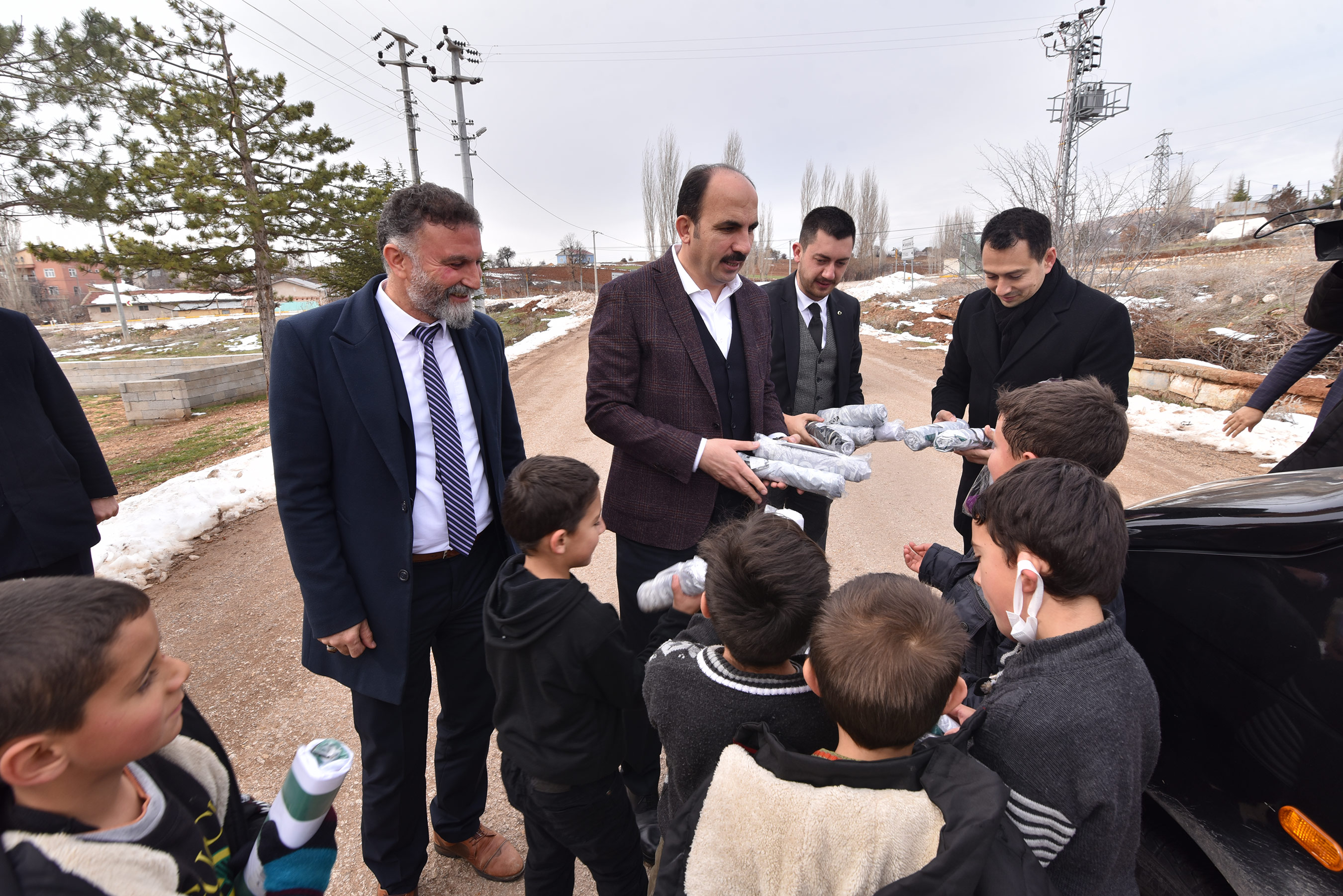 Başkan Altay Yılın Son Günü Derbent'te Vatandaşlarla Buluştu