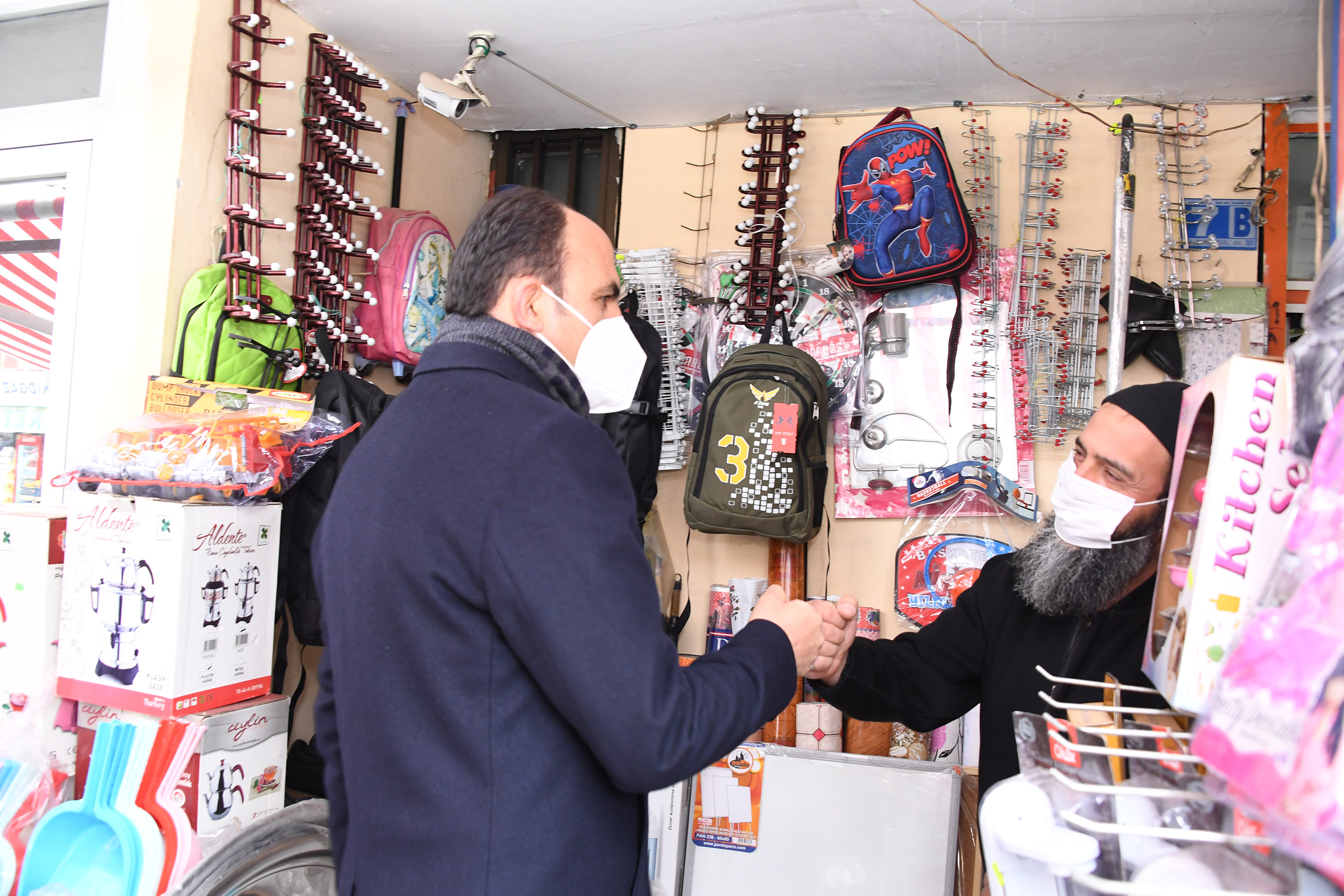 Başkan Altay Hadimli Çiftçilere Sertifikalı Ceviz Fidanı Dağıttı