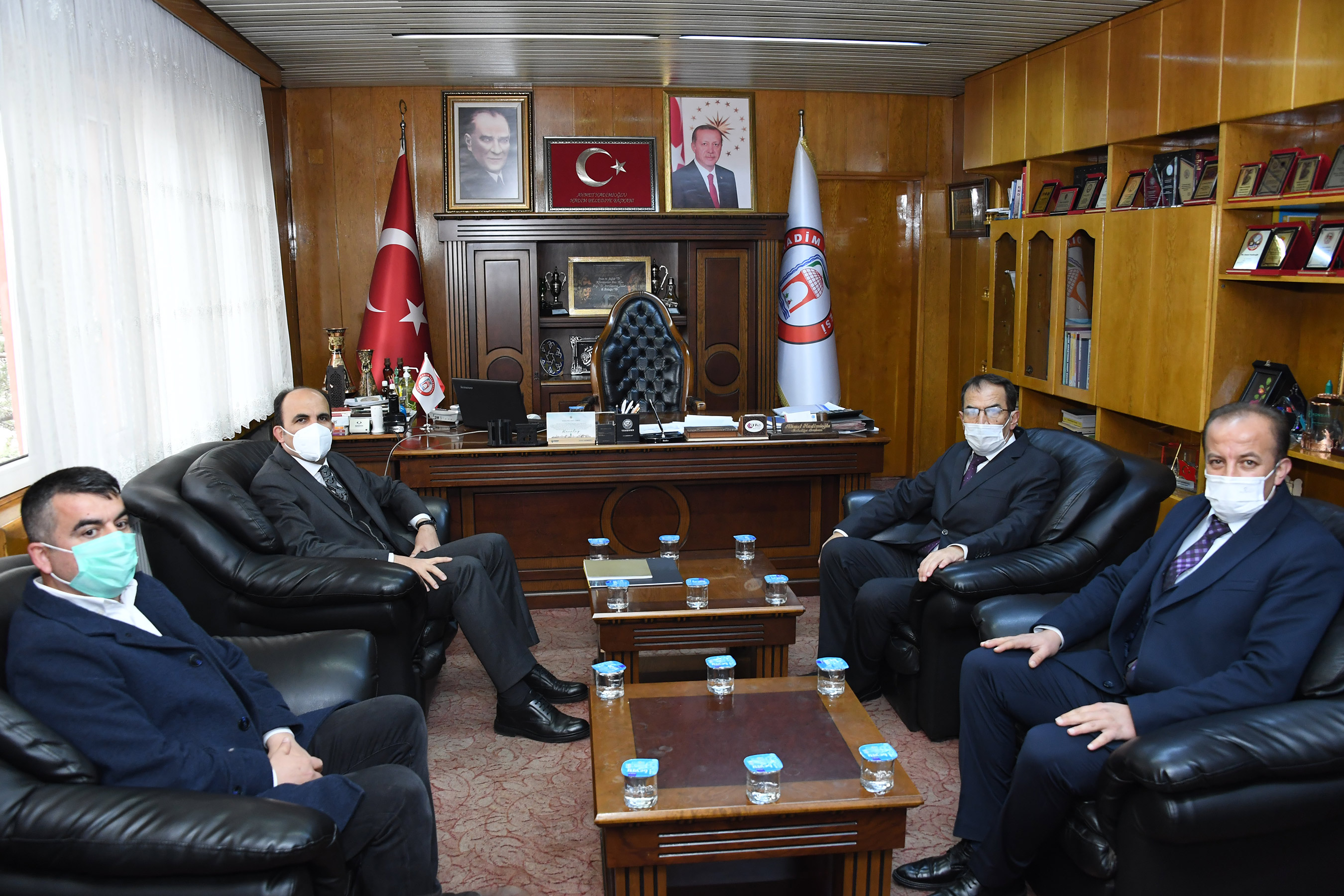 Başkan Altay Hadimli Çiftçilere Sertifikalı Ceviz Fidanı Dağıttı