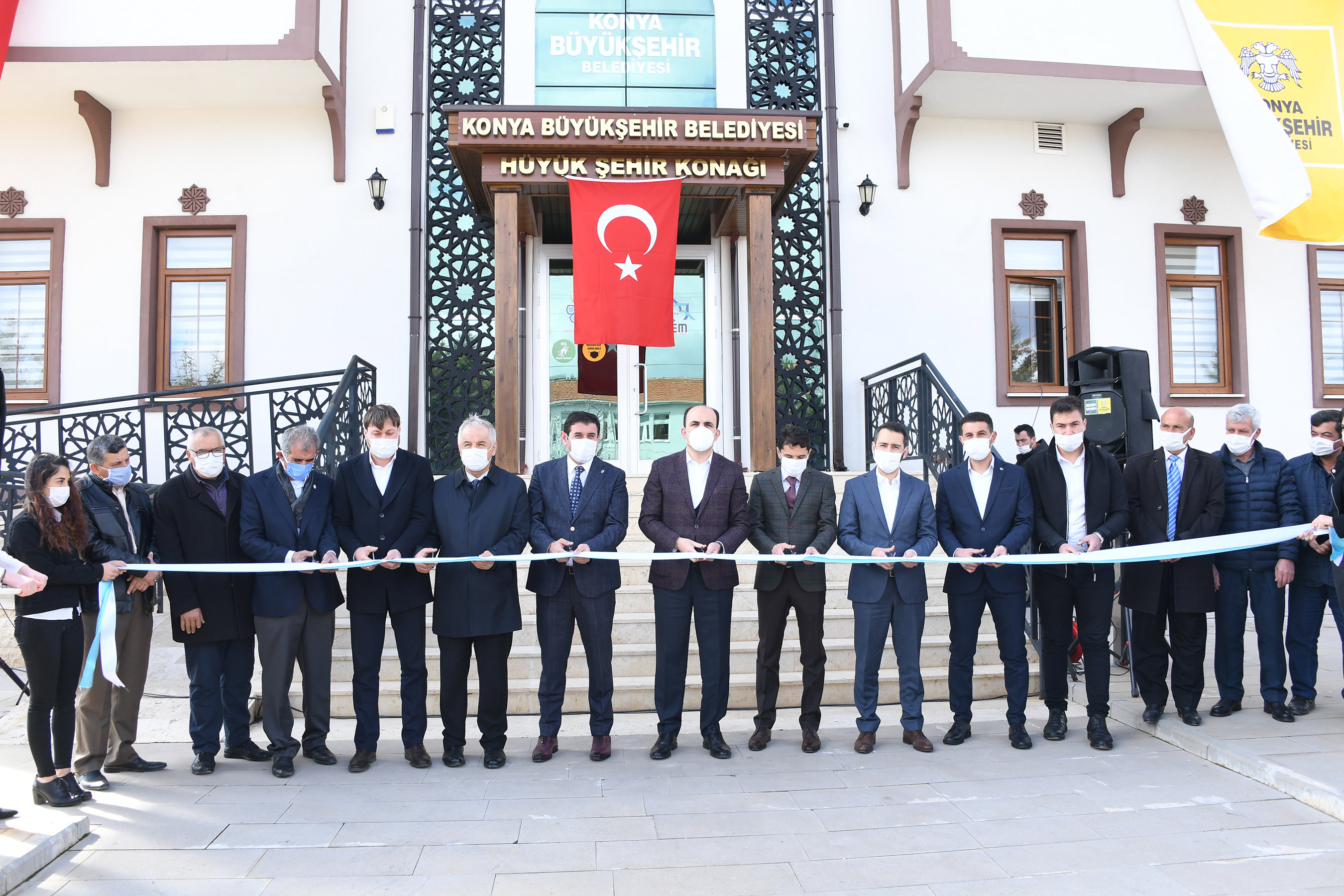 Hüyük Şehir Konağı Açıldı