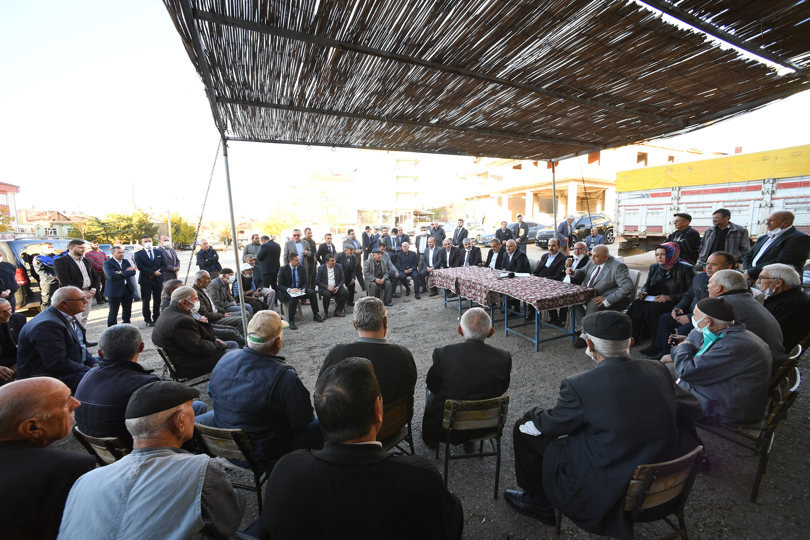 Ilgın Bölge Kapalı Hayvan Pazarı Açıldı