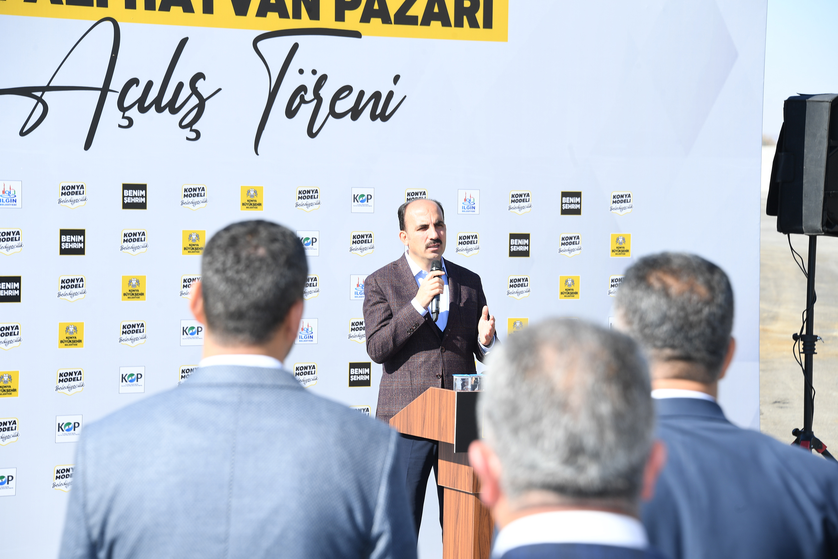 Ilgın Bölge Kapalı Hayvan Pazarı Açıldı
