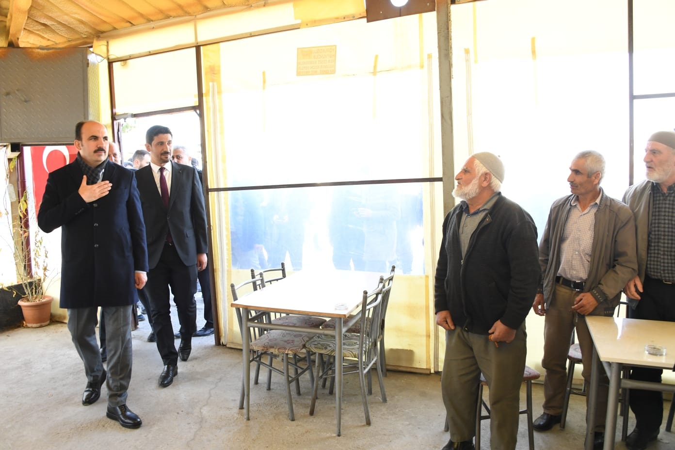 Başkan Altay Kadınhanı'nın Mahallelerinde Vatandaşlarla Buluştu