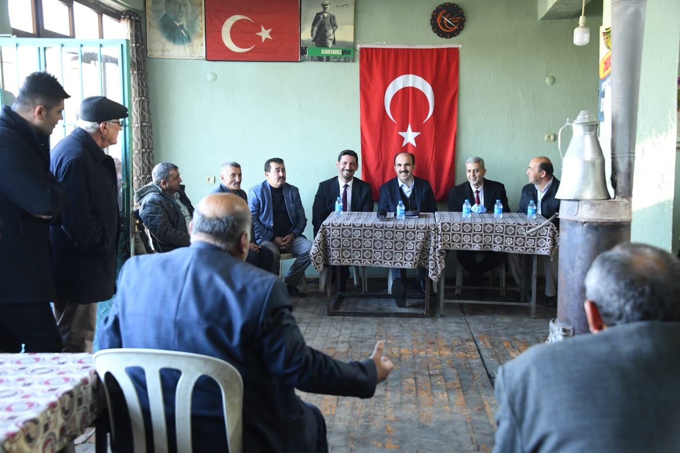 Başkan Altay Kadınhanı'nın Mahallelerinde Vatandaşlarla Buluştu