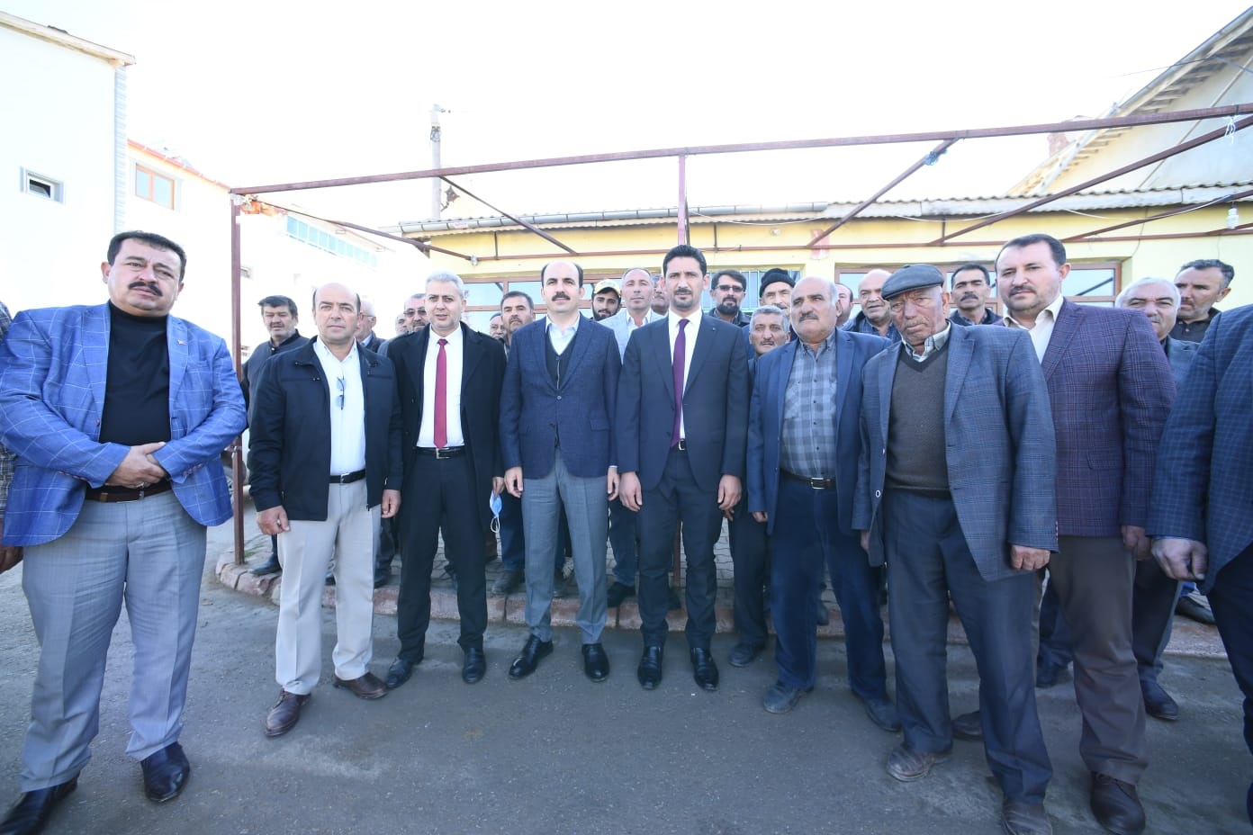 Başkan Altay Kadınhanı'nın Mahallelerinde Vatandaşlarla Buluştu