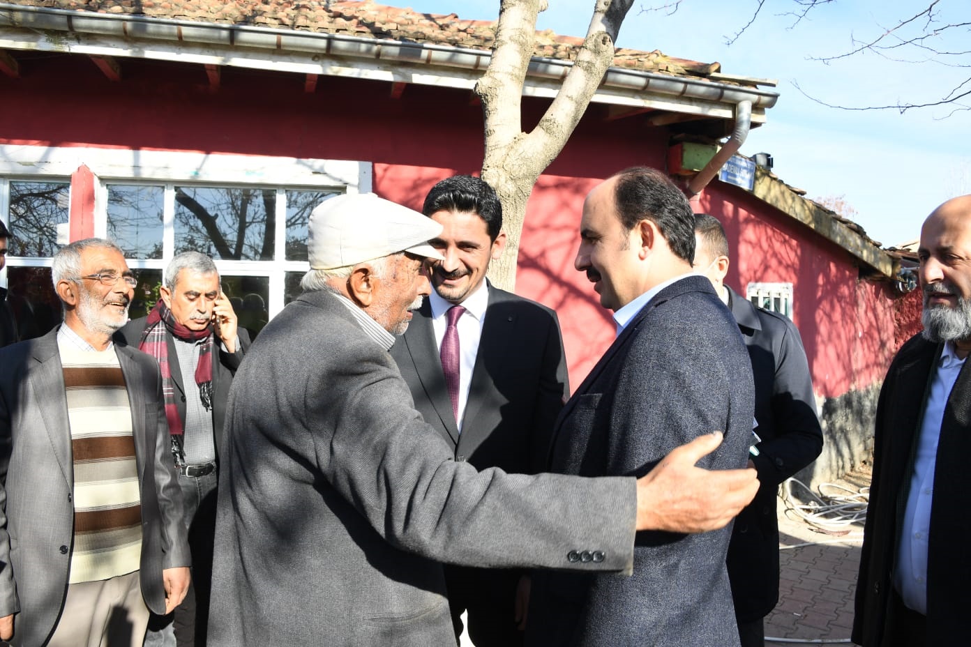 Başkan Altay Kadınhanı'nın Mahallelerinde Vatandaşlarla Buluştu