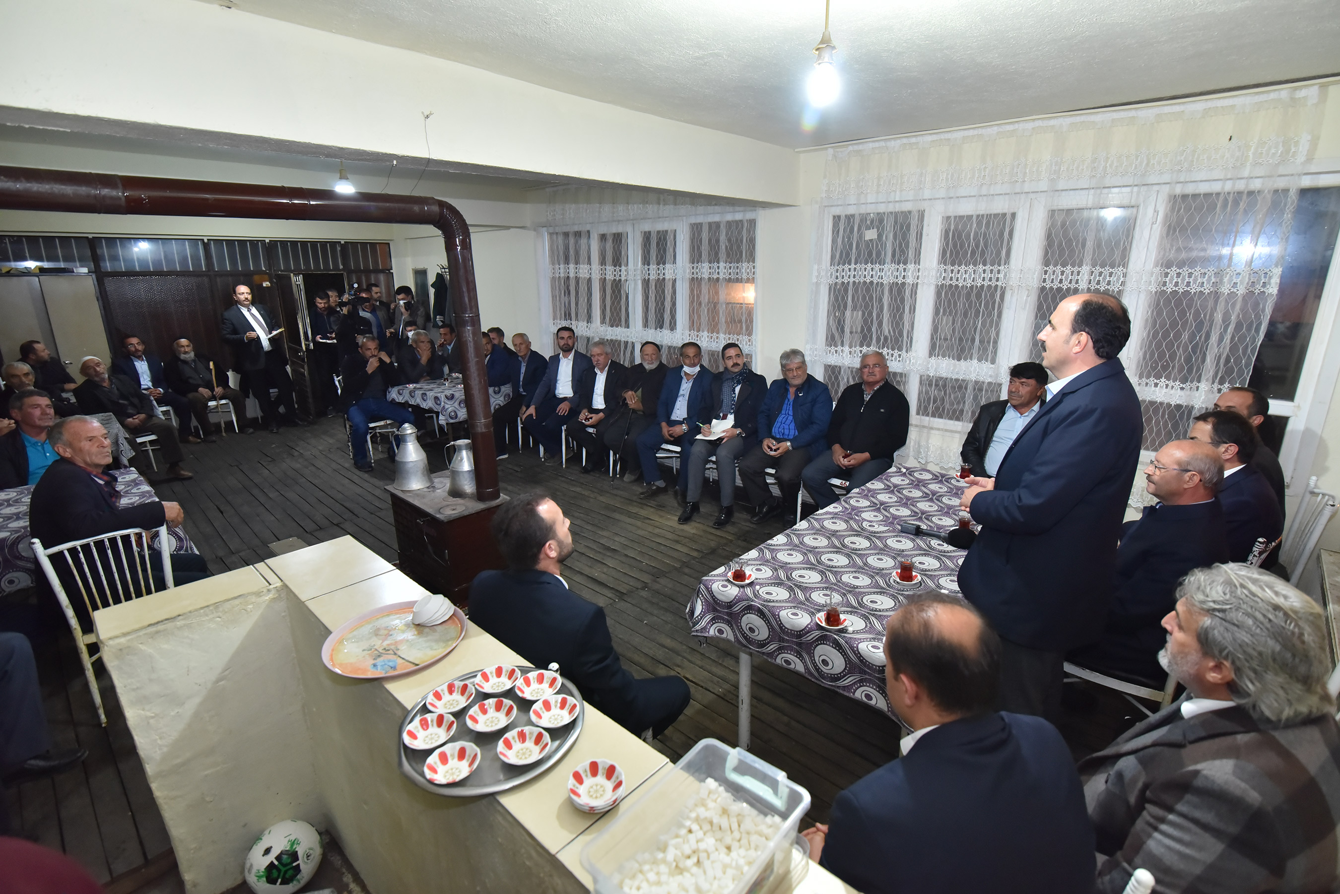 Sorgun, Özboyacı ve Başkan Altay Hadim ve Taşkent'in Mahallelerinde Vatandaşlarla Buluştu