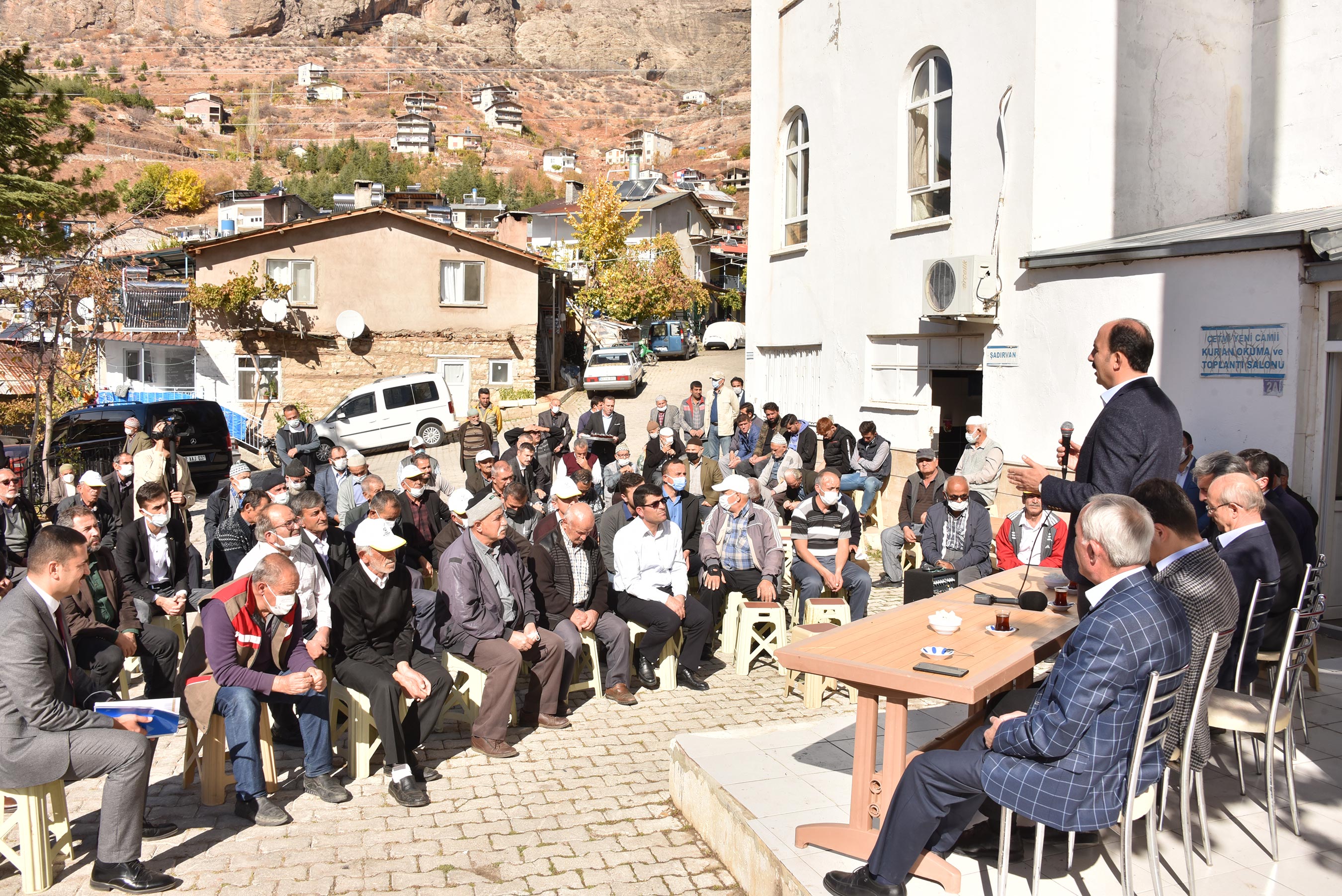 Sorgun, Özboyacı ve Başkan Altay Hadim ve Taşkent'in Mahallelerinde Vatandaşlarla Buluştu