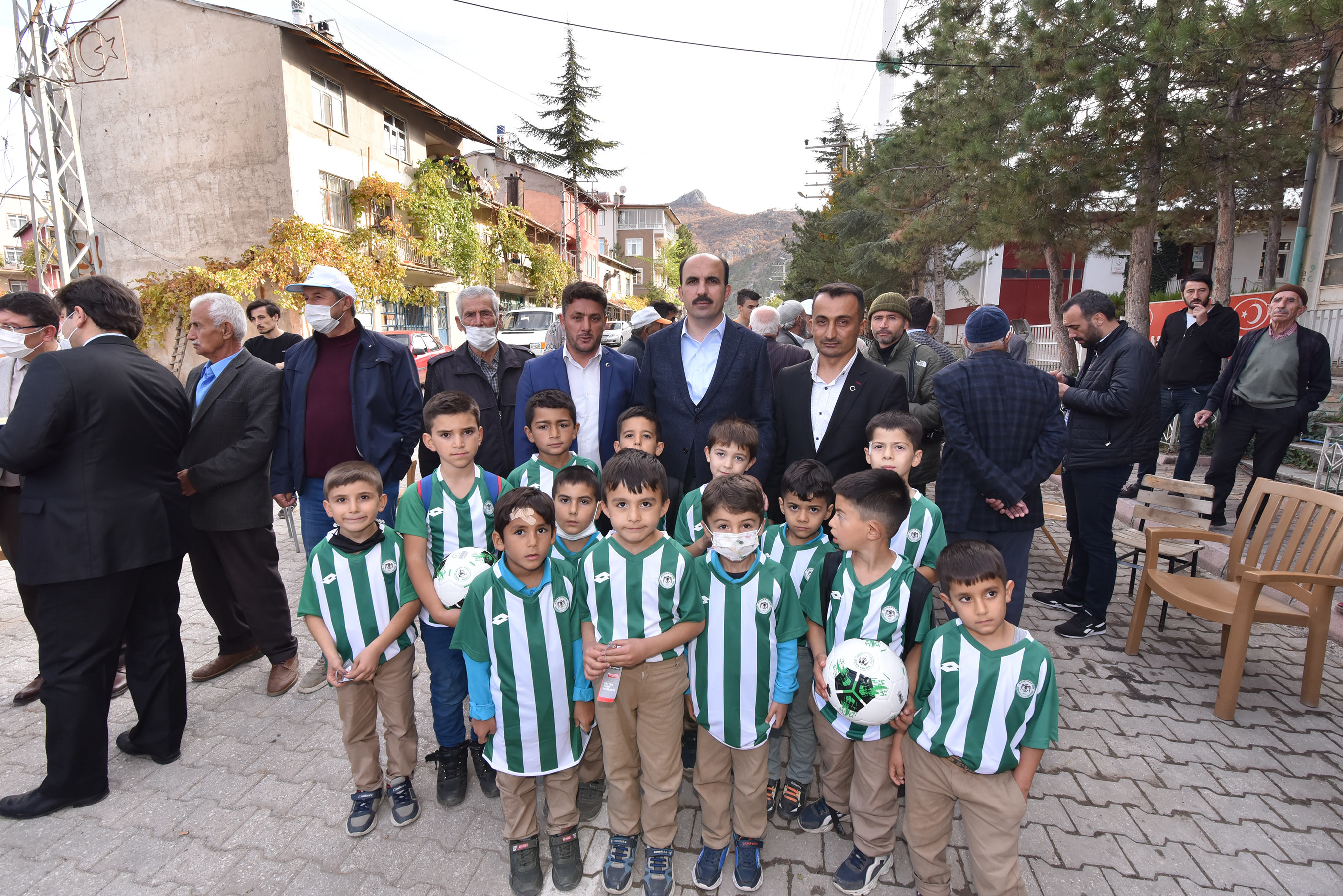 Sorgun, Özboyacı ve Başkan Altay Hadim ve Taşkent'in Mahallelerinde Vatandaşlarla Buluştu