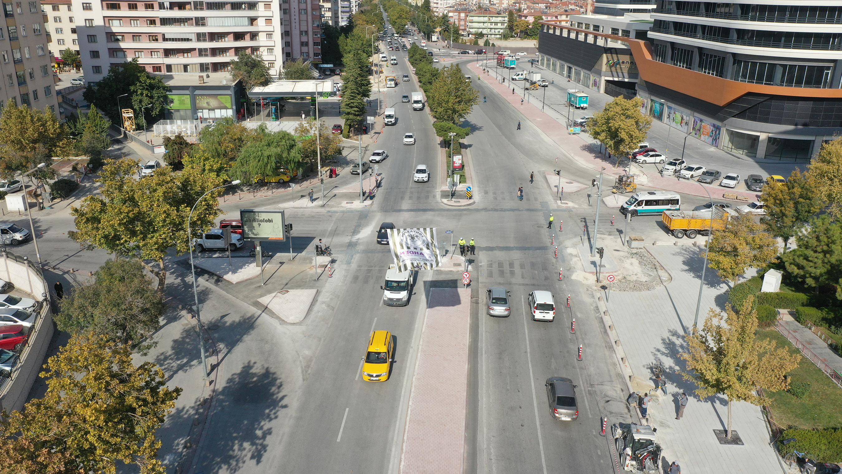 Konya Büyükşehir Kavşak Düzenlemeleriyle Trafiği Rahatlatıyor