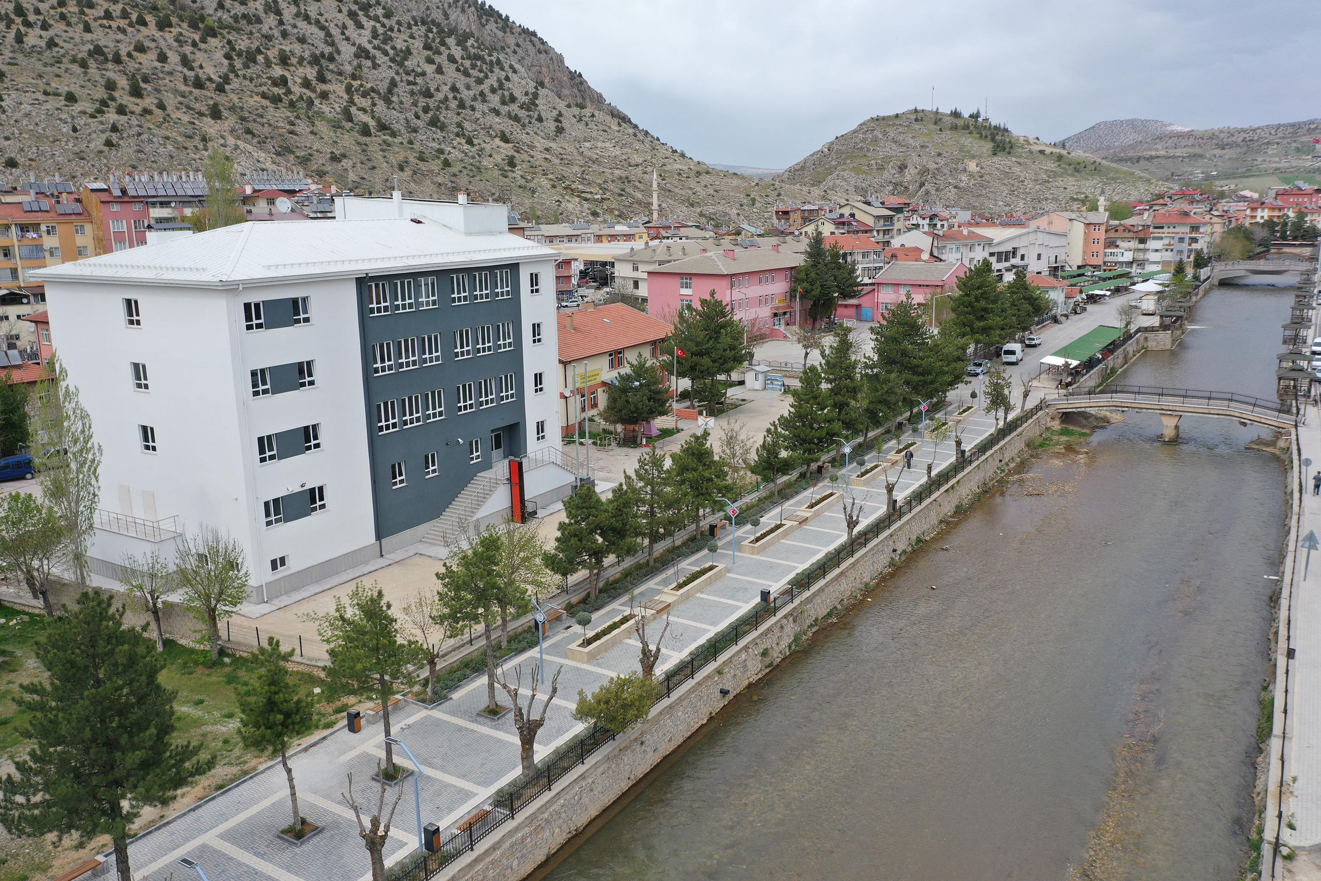 Bozkır'da 8 Derslikli Okulun Yapımı Tamamlandı