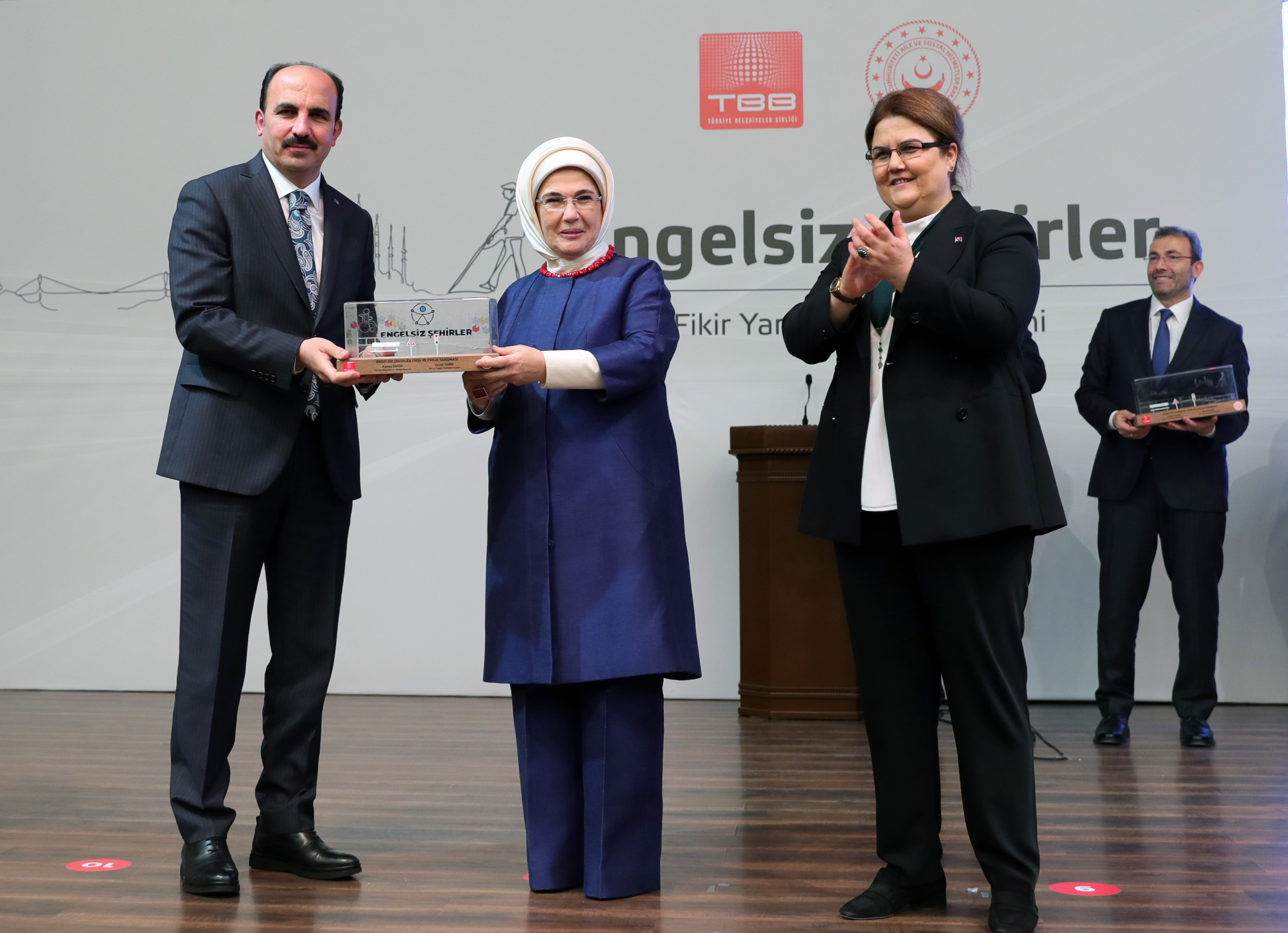 Konya Büyükşehir'in Projesine Emine Erdoğan Hanımefendi'den Ödül