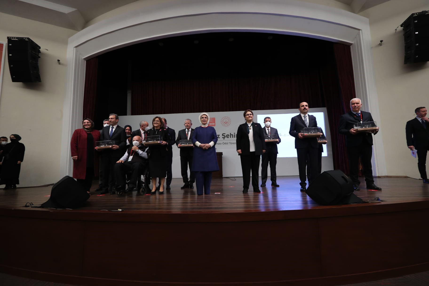 Konya Büyükşehir'in Projesine Emine Erdoğan Hanımefendi'den Ödül
