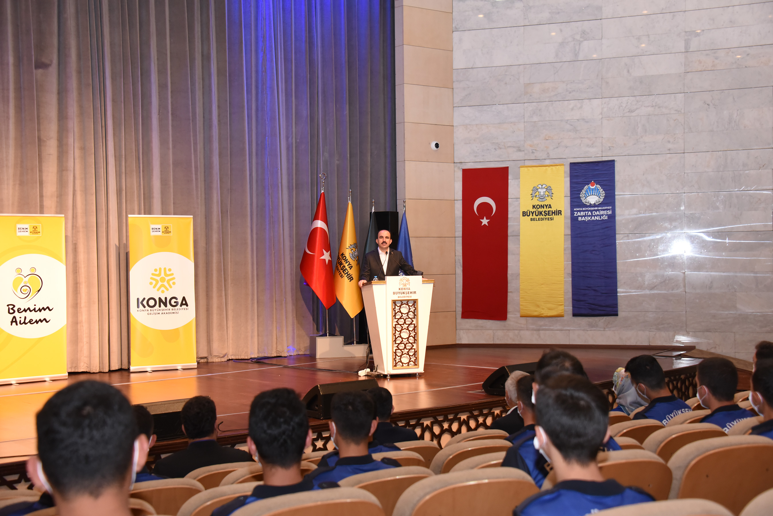 Başkan Altay Göreve Yeni Başlayan Zabıtalarla Buluştu