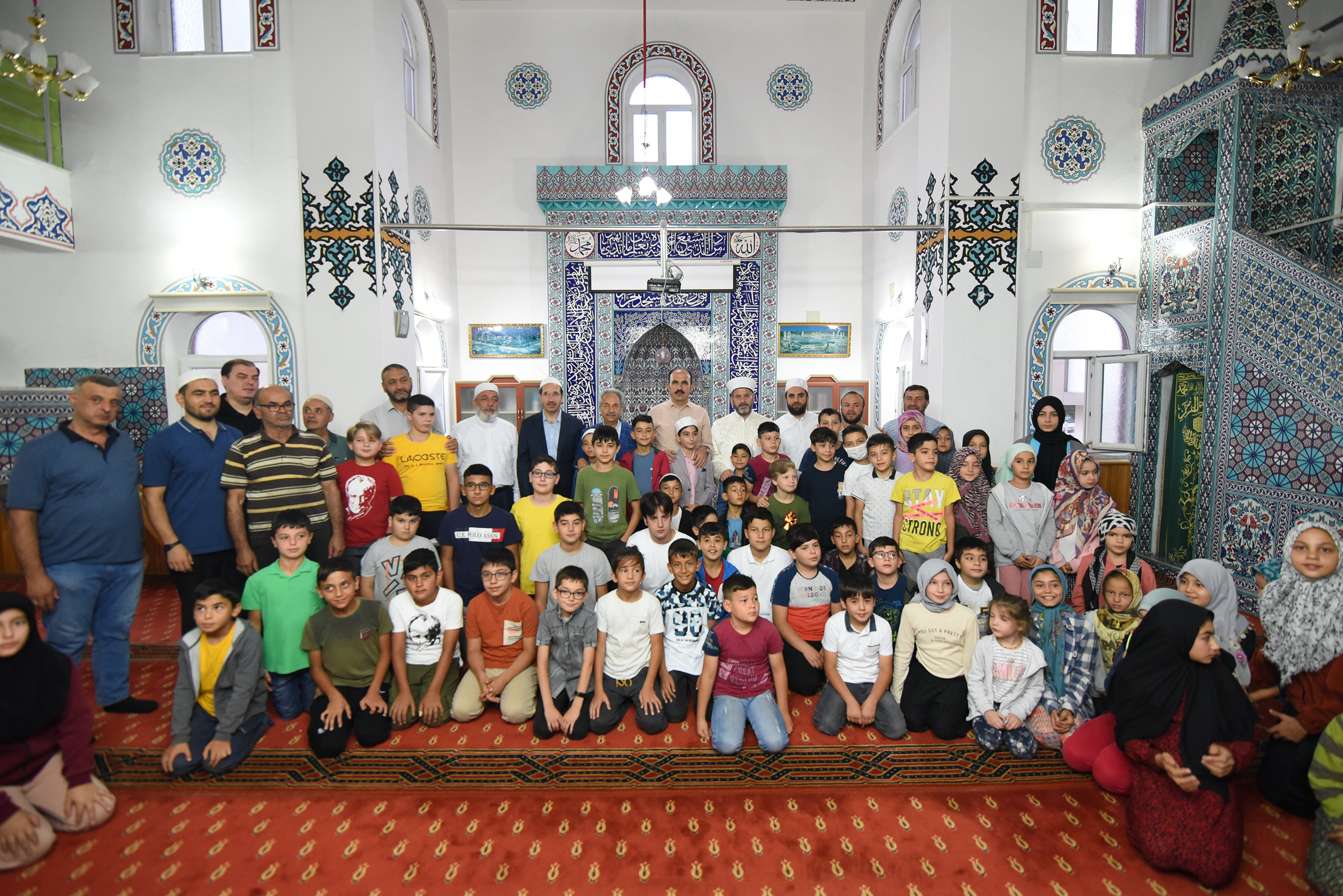Başkan Altay Akşehir'de Çocuklar ve Gençlerle Buluştu