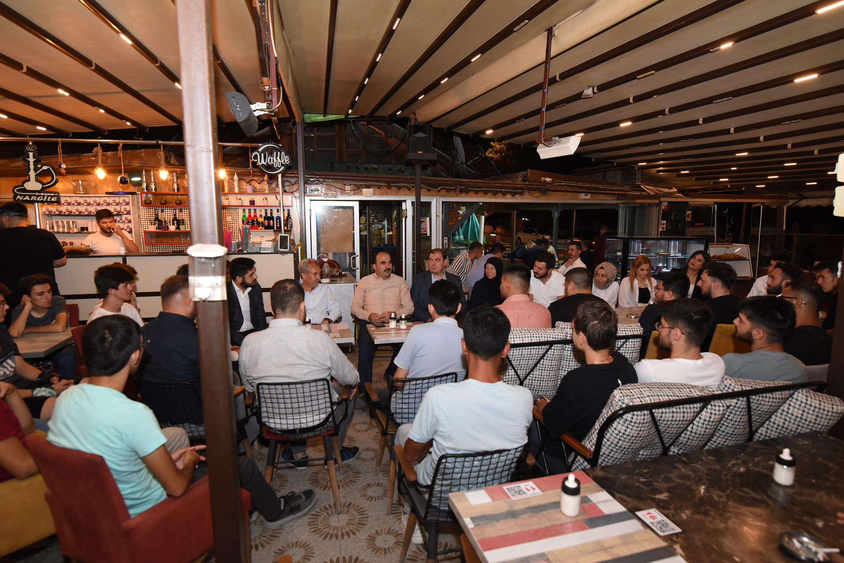 Başkan Altay Akşehir'de Çocuklar ve Gençlerle Buluştu