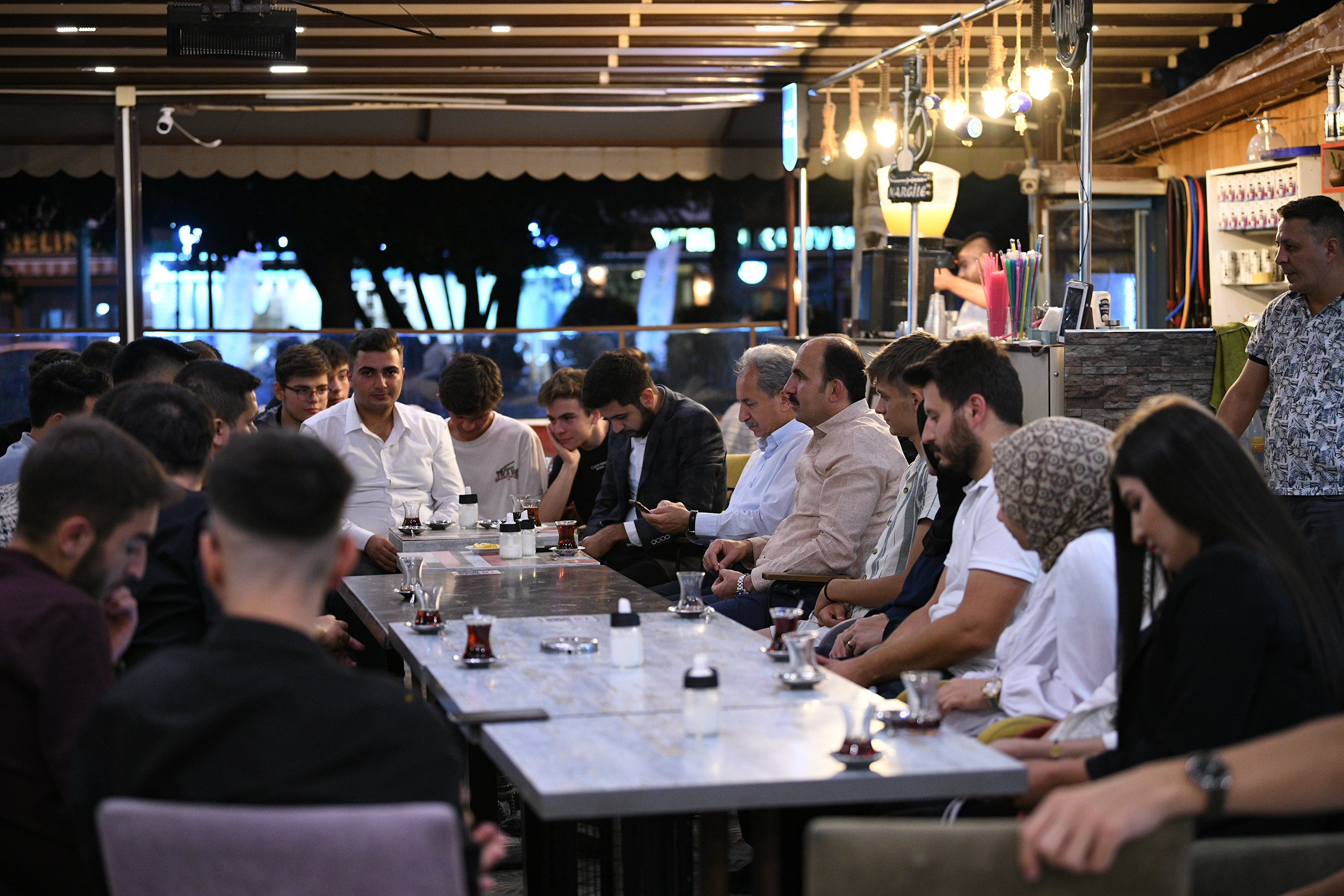 Başkan Altay Akşehir'de Çocuklar ve Gençlerle Buluştu