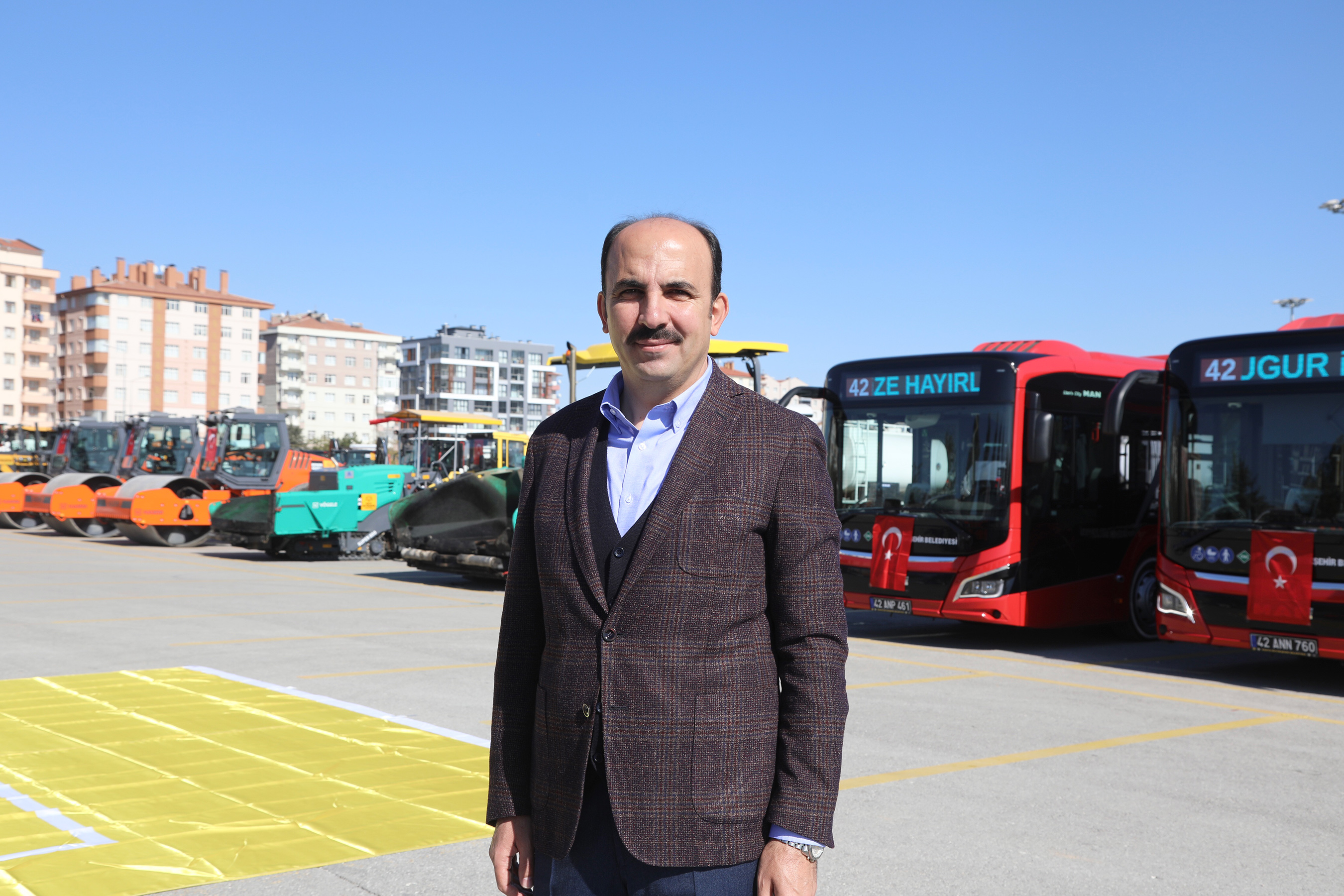 Başkan Altay Öz Kaynakla 664 Milyon Liraya Alınan 288 Aracın Tanıtımını Yaptı