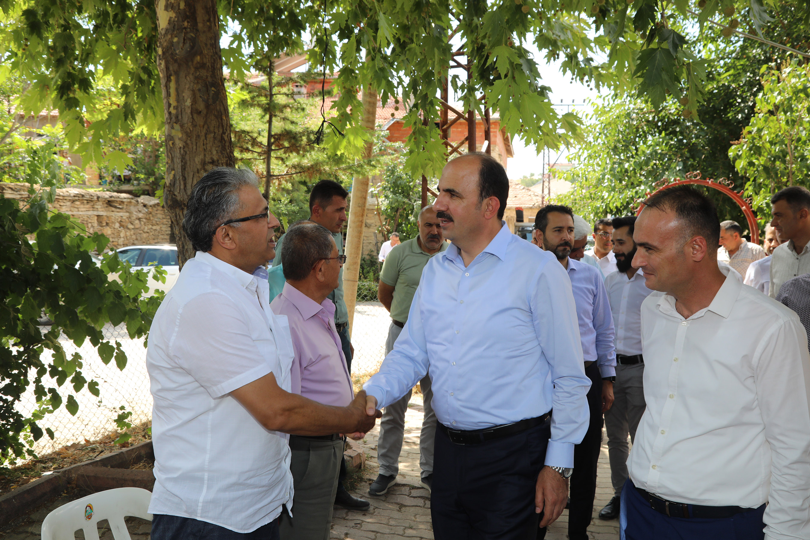 Başkan Altay Beyşehir'in Mahallelerinde Vatandaşlarla Buluştu