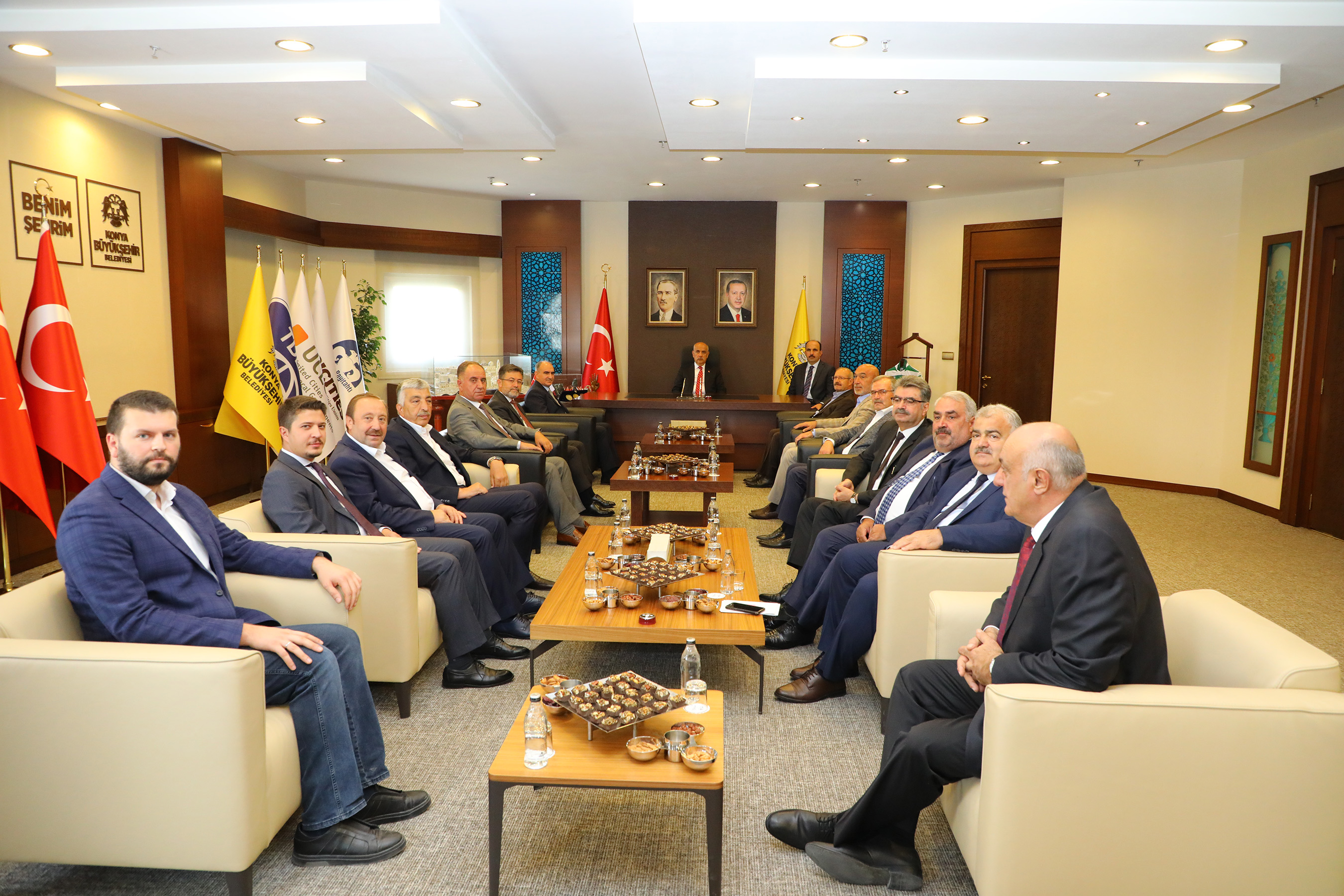 Bakan Kirişci Başkan Altay'ı Ziyaret Etti