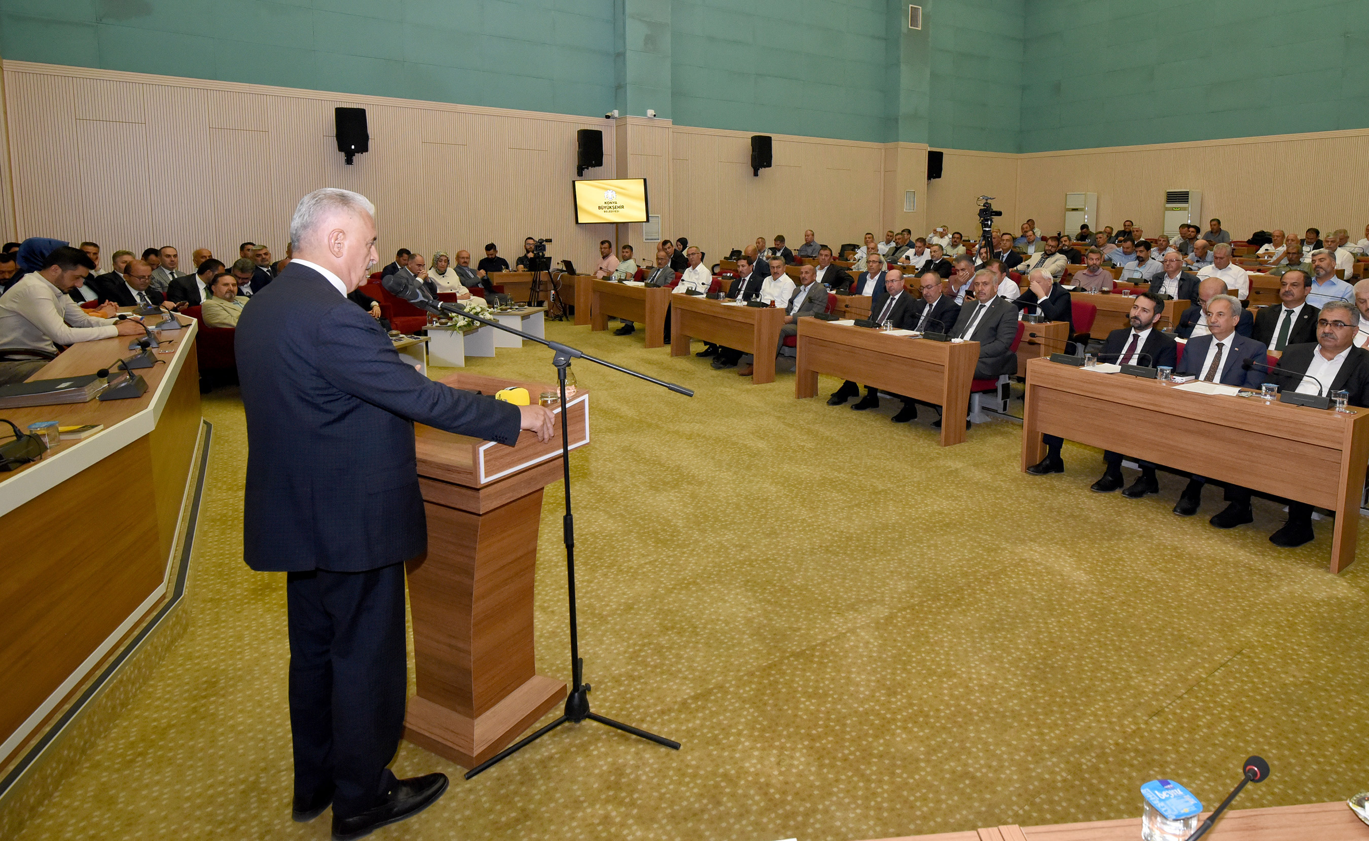 Binali Yıldırım Konya Büyükşehir Belediye Meclisi Toplantısına Katıldı