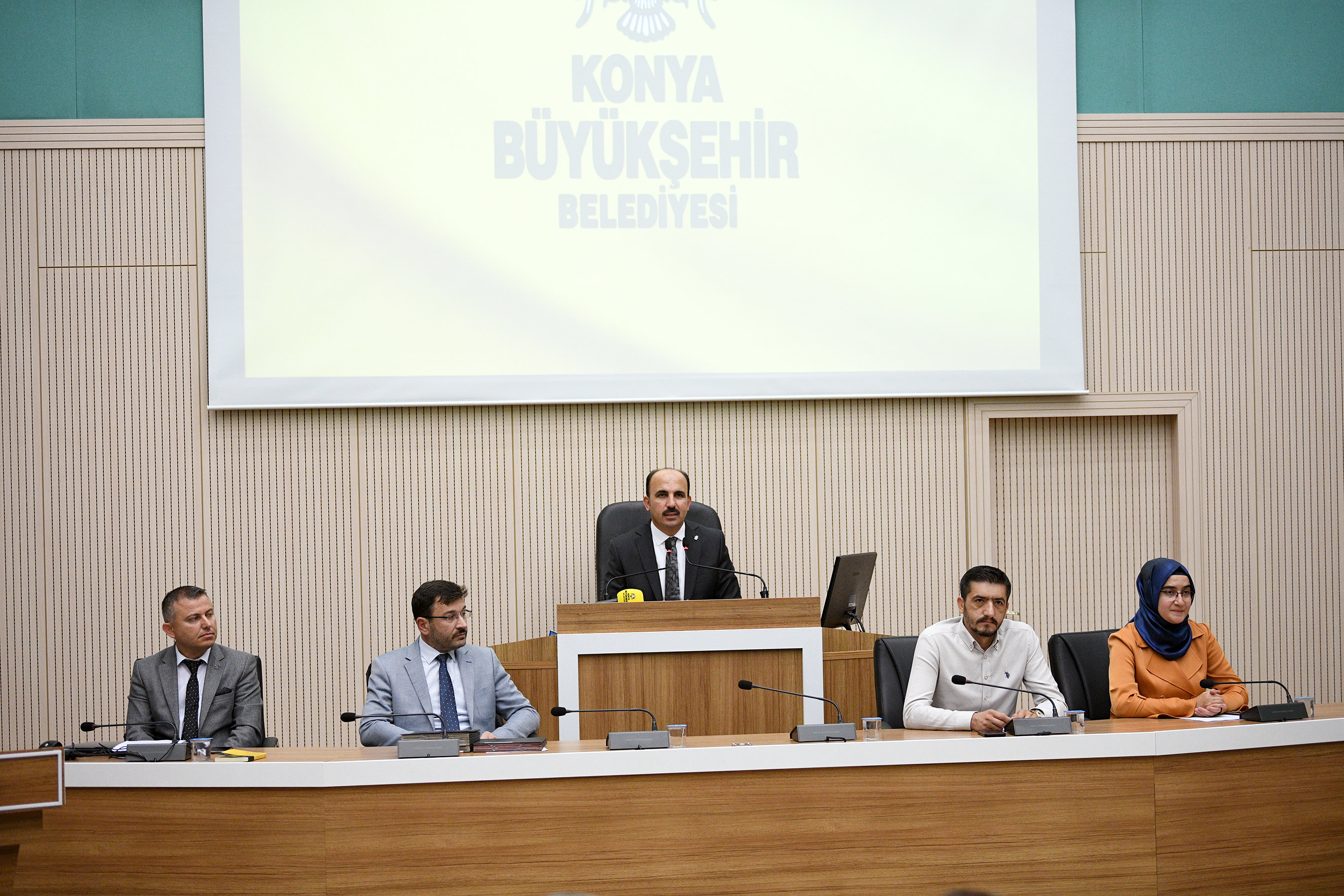 Binali Yıldırım Konya Büyükşehir Belediye Meclisi Toplantısına Katıldı