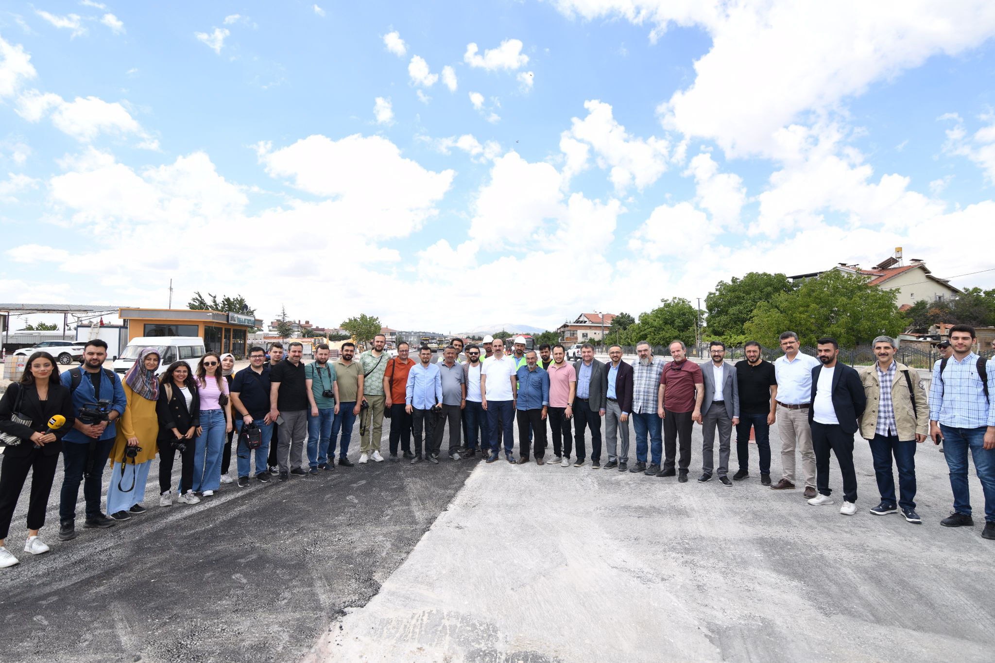 Başkan Altay: '2022'de 31 İlçemizdeki Yol Yatırımlarımız 1 Milyar 320 Milyon TL'