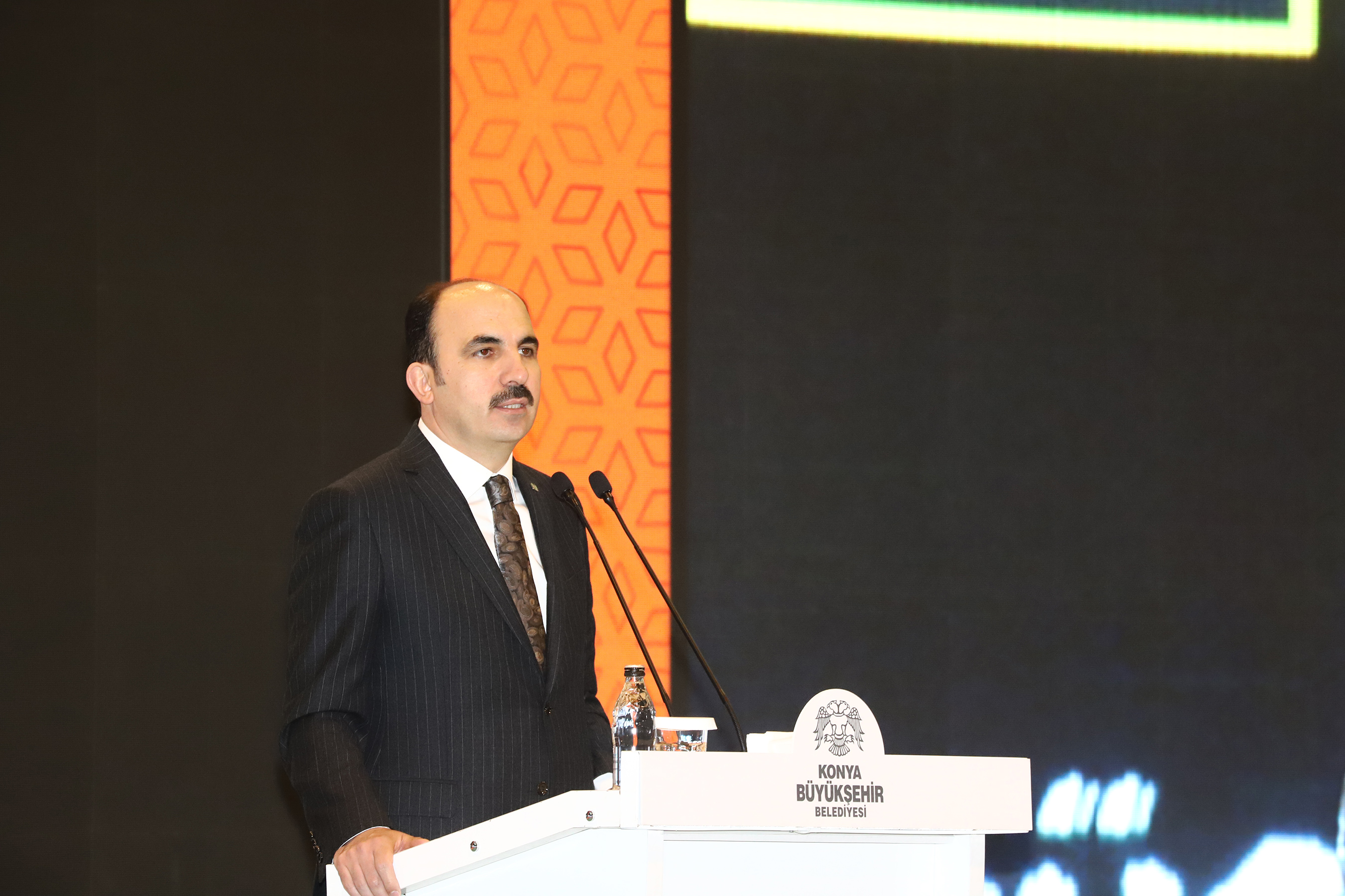 Büyük Larende Dönüşümü Başlıyor