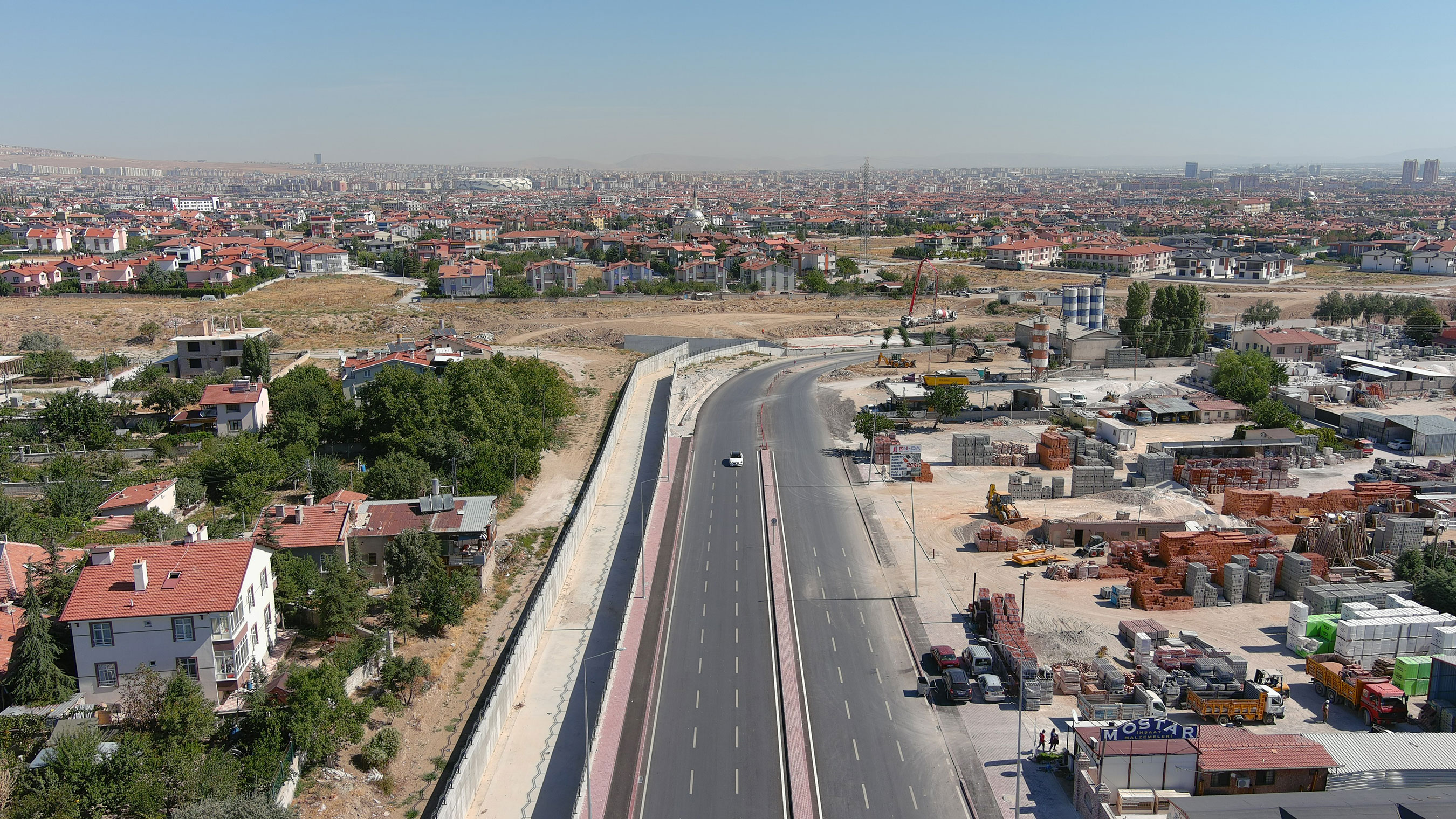 Başkan Altay: 'Abdülhamid Han Caddesi'nde 122 Metrelik Köprüyle Birinci ve İkinci Etabı Birbirine Bağlıyoruz'