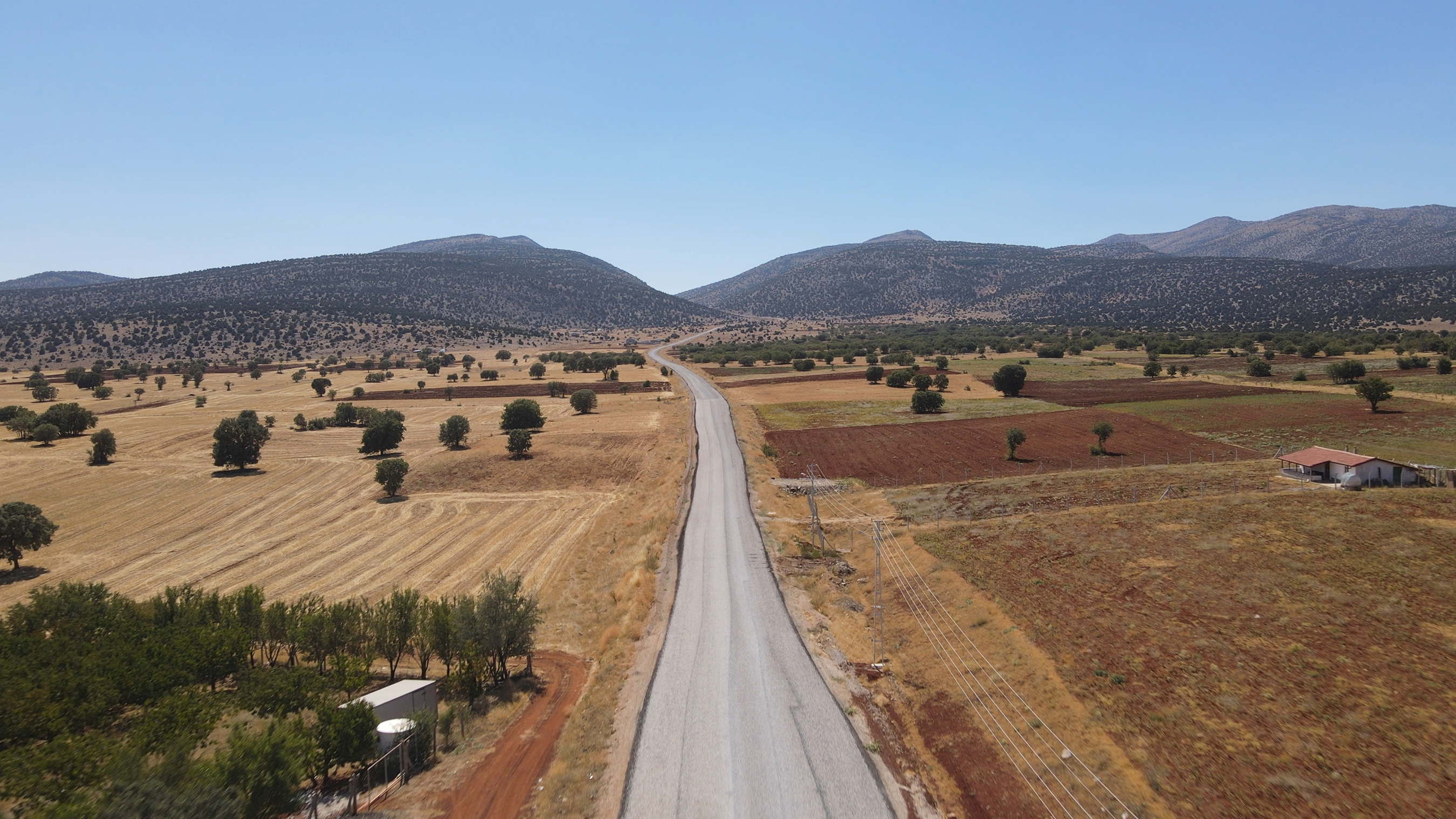 Konya Büyükşehir Akören'de Mahalle Yolu Standardını Yükseltiyor